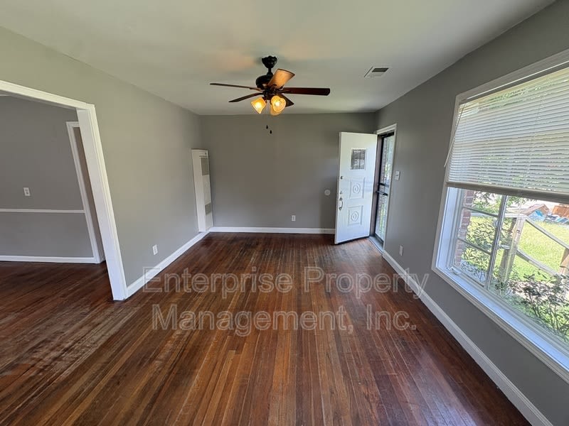 2083 Charleston Rd – photo 5
