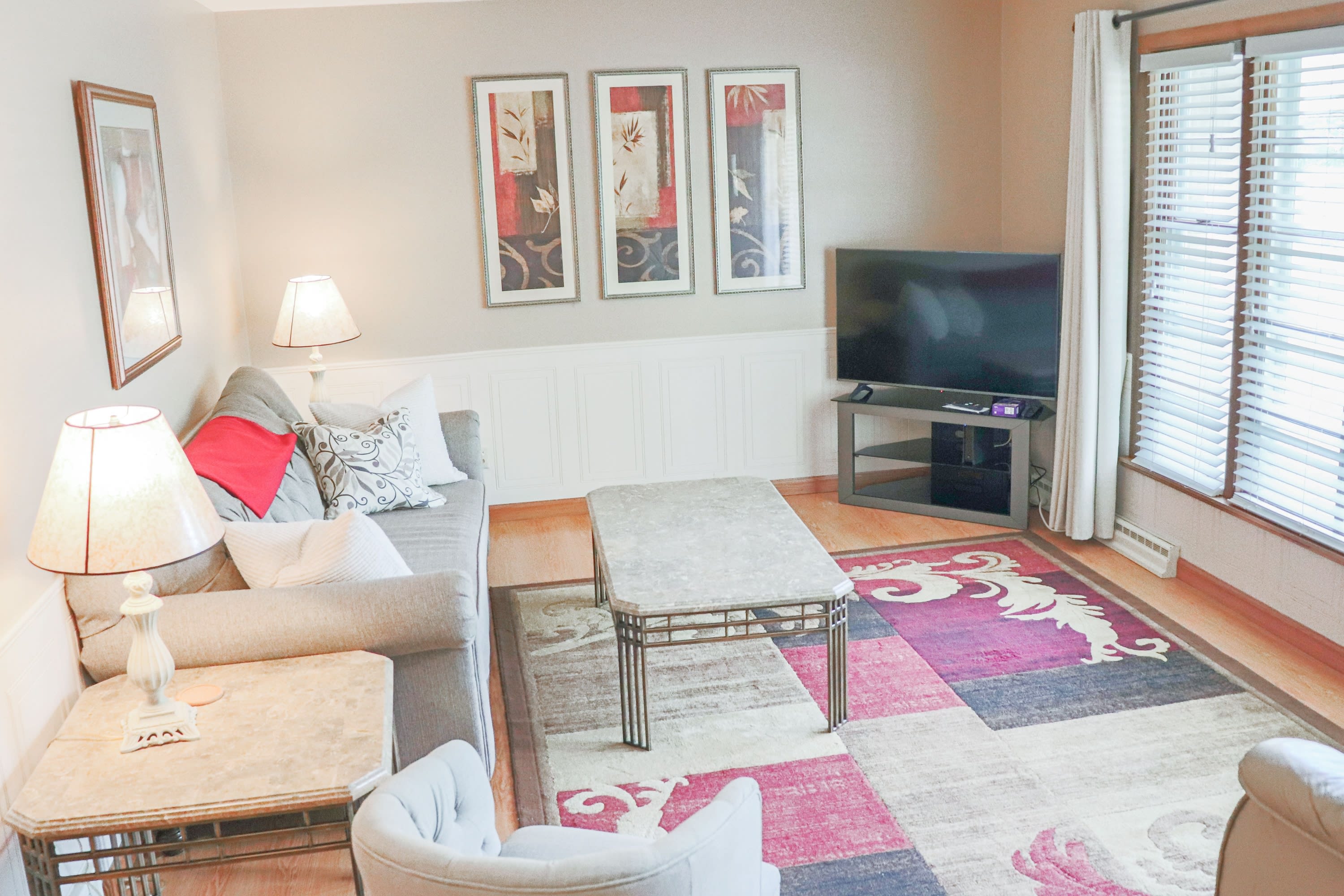 122 S Peters Avenue – photo 1