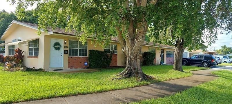 738 SW 5th Avenue – photo 1