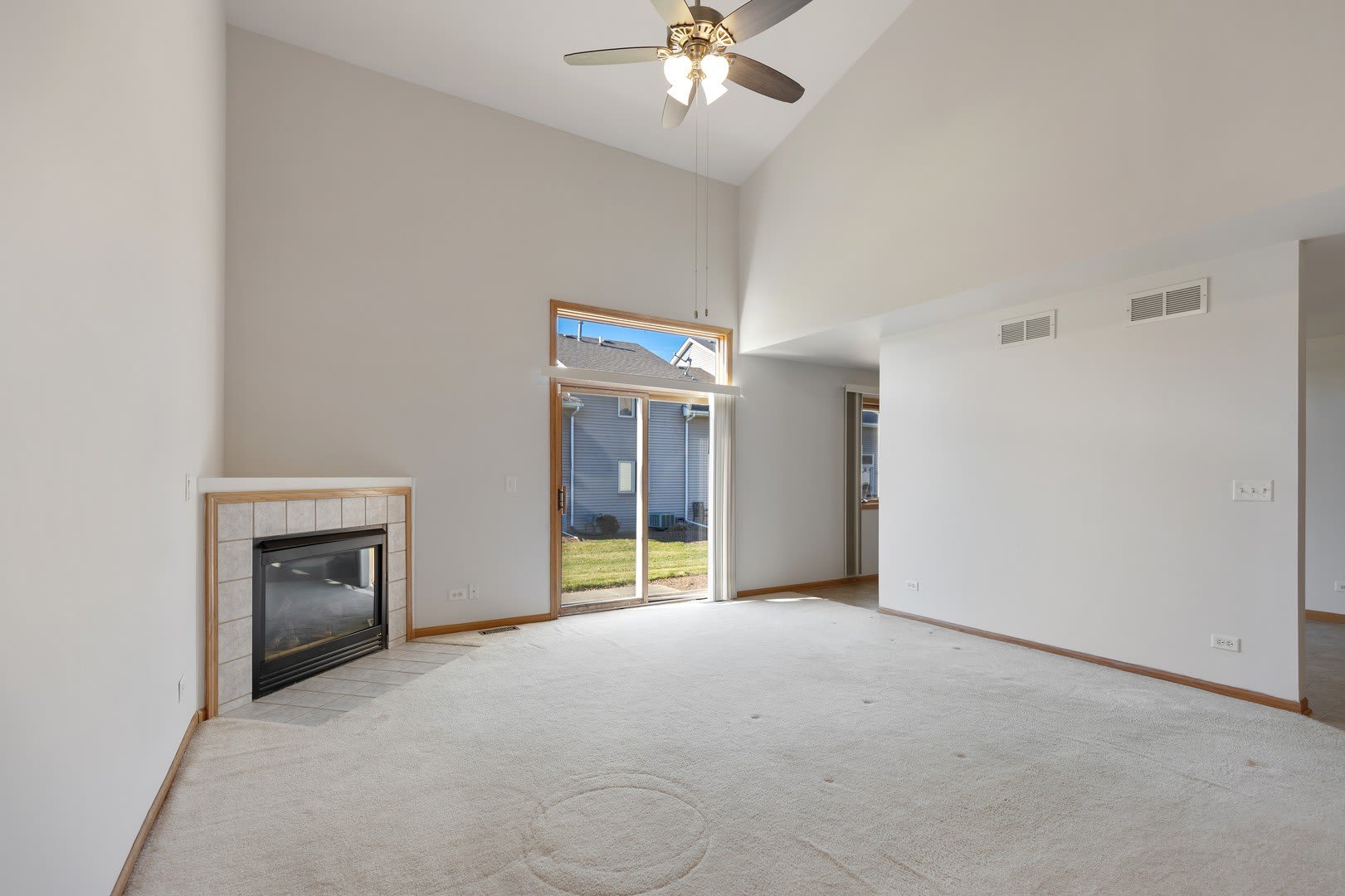 820 Adam Lane – photo 3
