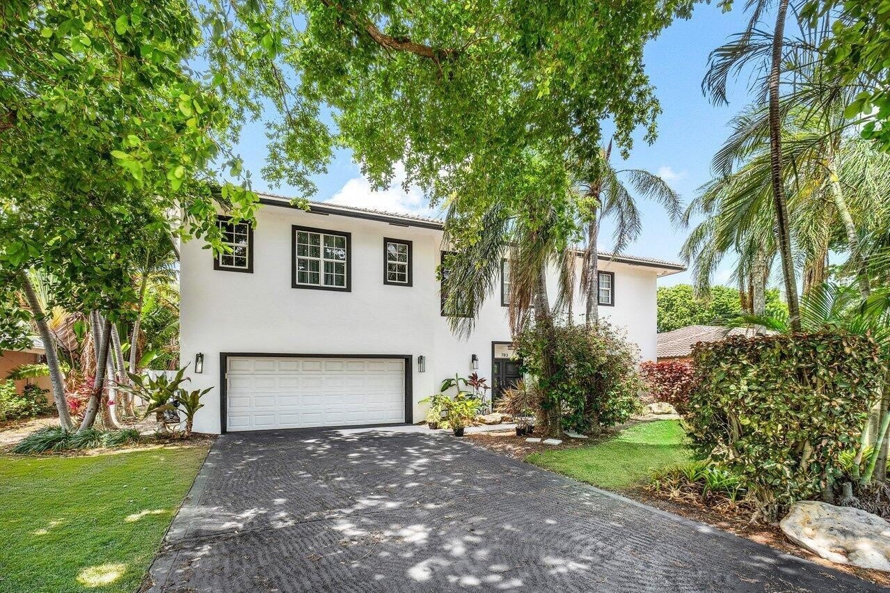 783 Toledo Drive – photo 2