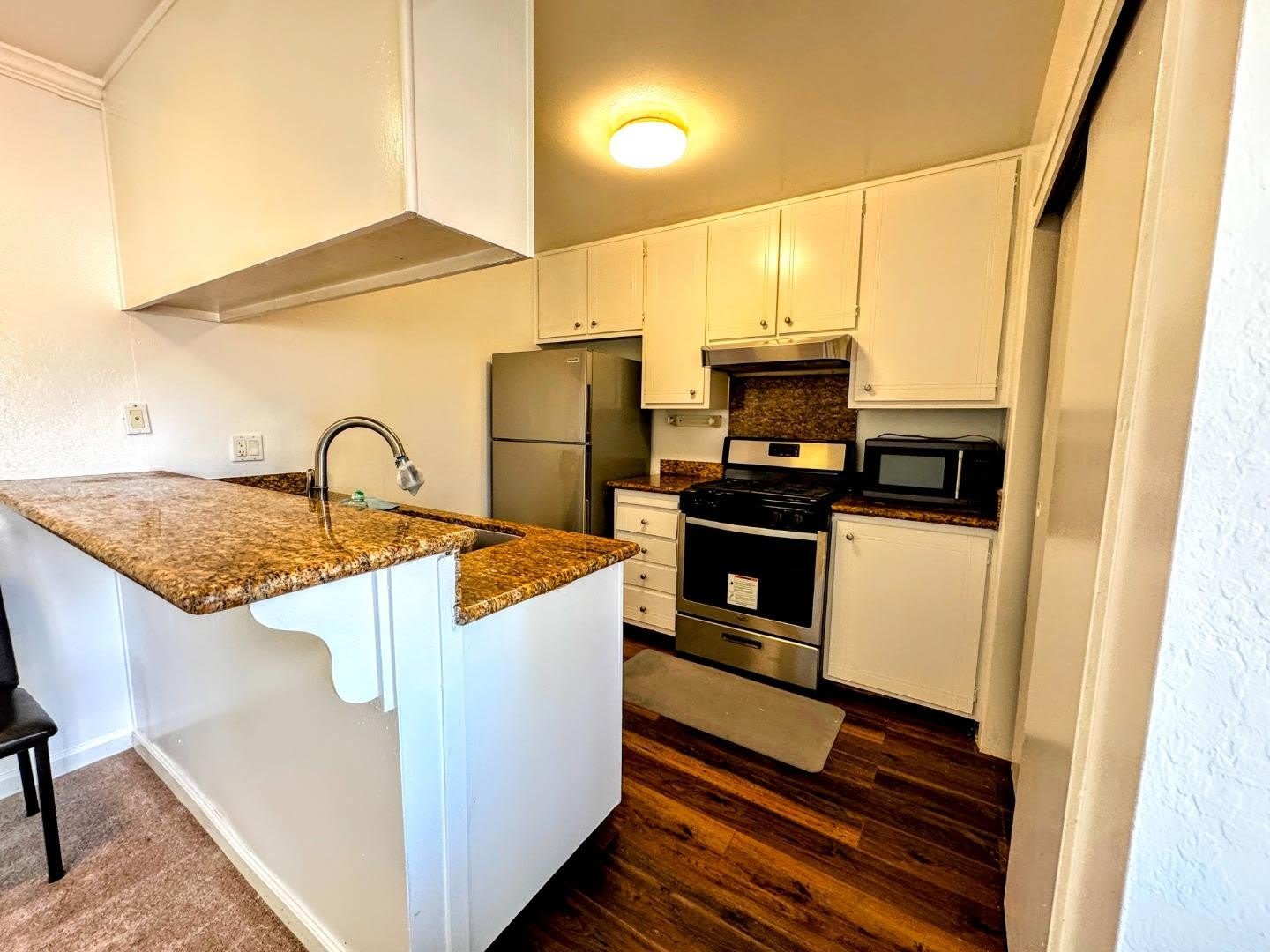 2116 Eric Ct 1 – photo 4