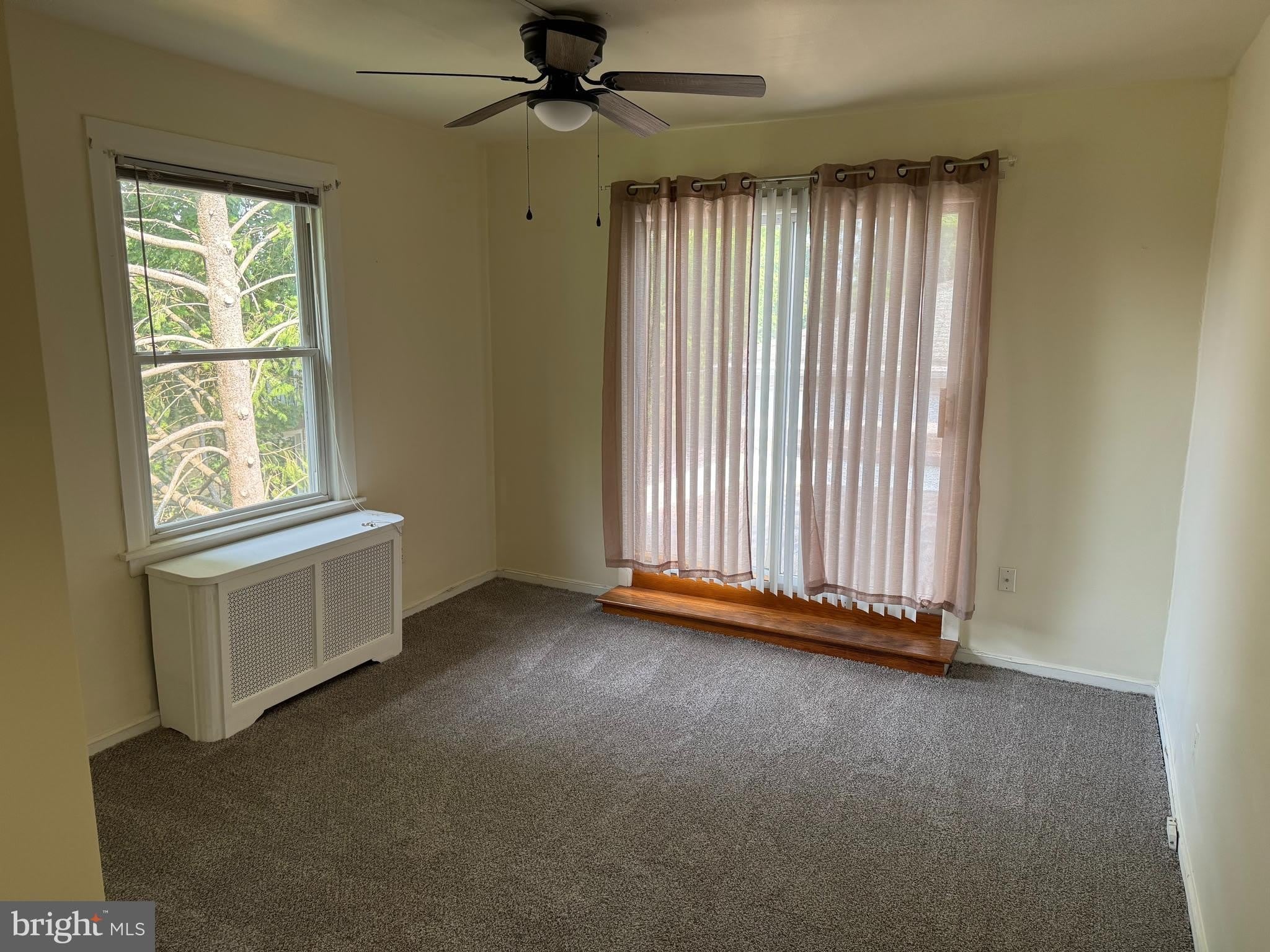 117 MONTGOMERY Avenue – photo 4