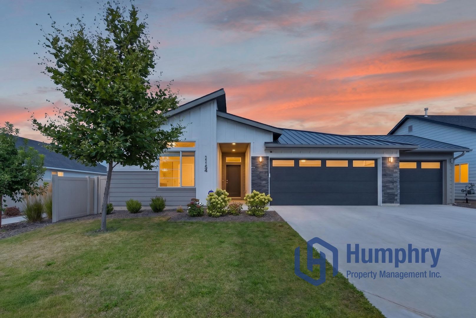 Beautiful home just 5 mins from I-84 – photo 1
