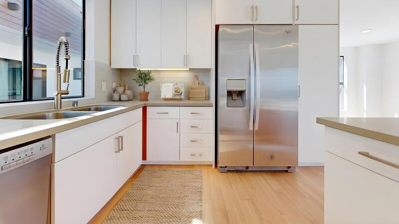 1318 Manhattan Avenue – photo 4