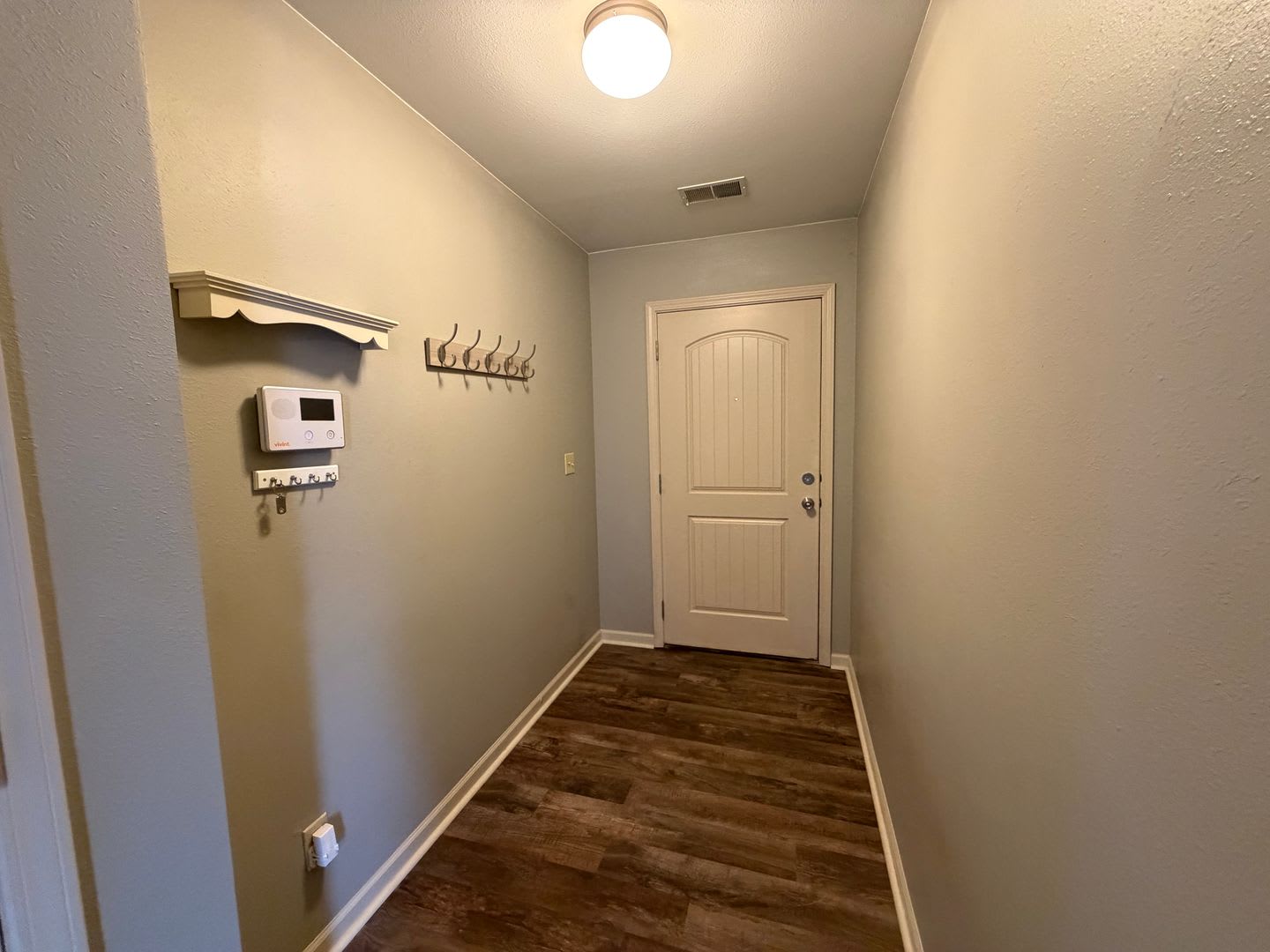 3 Bed 2 Bath home Close to Fort Leonardwood – photo 3