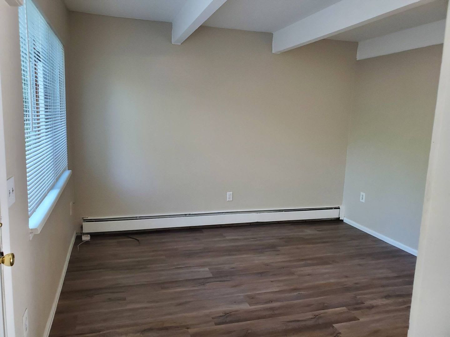 Sunny, newly remodeled 3 bed + office/2.5 bath in Applewood townhomes close to NOBO! – photo 5