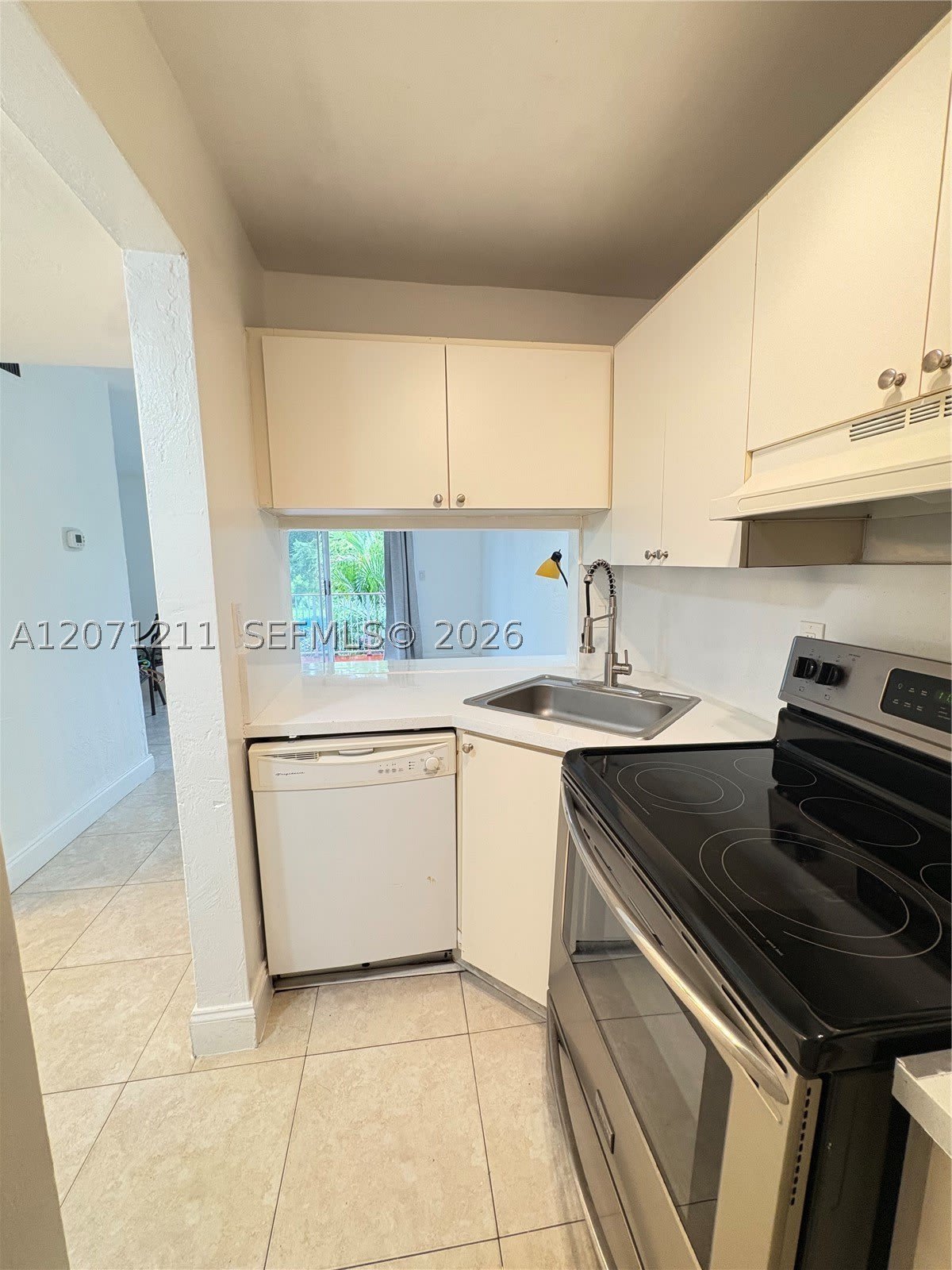 7403 SW 82nd St – photo 2