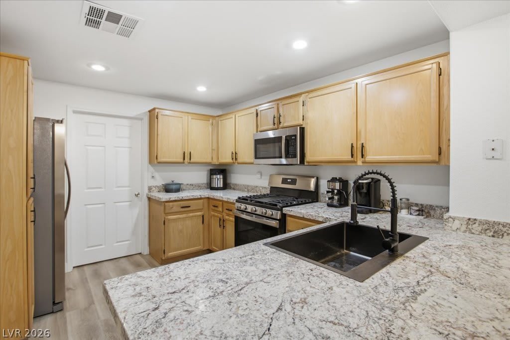 10231 Deerfield Beach Avenue – photo 5