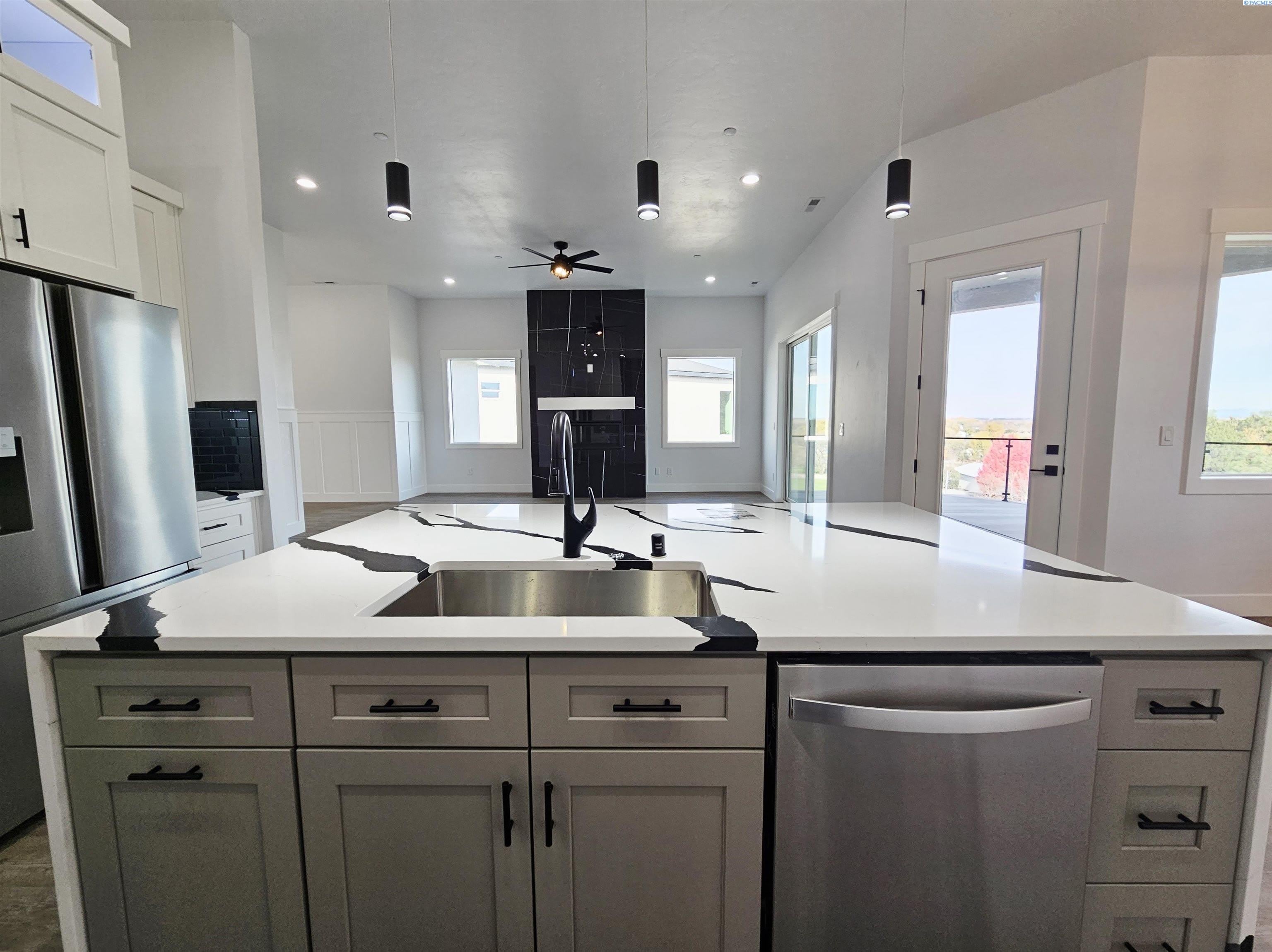 3202 Bing Street – photo 5