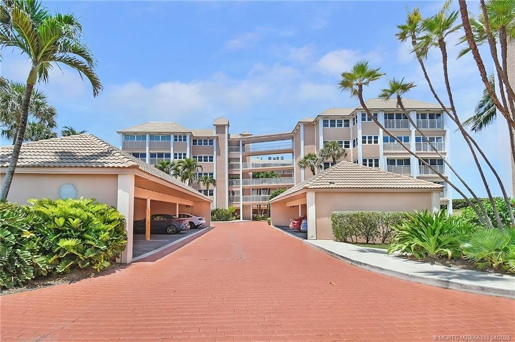 1555 NE Ocean Boulevard – photo 2