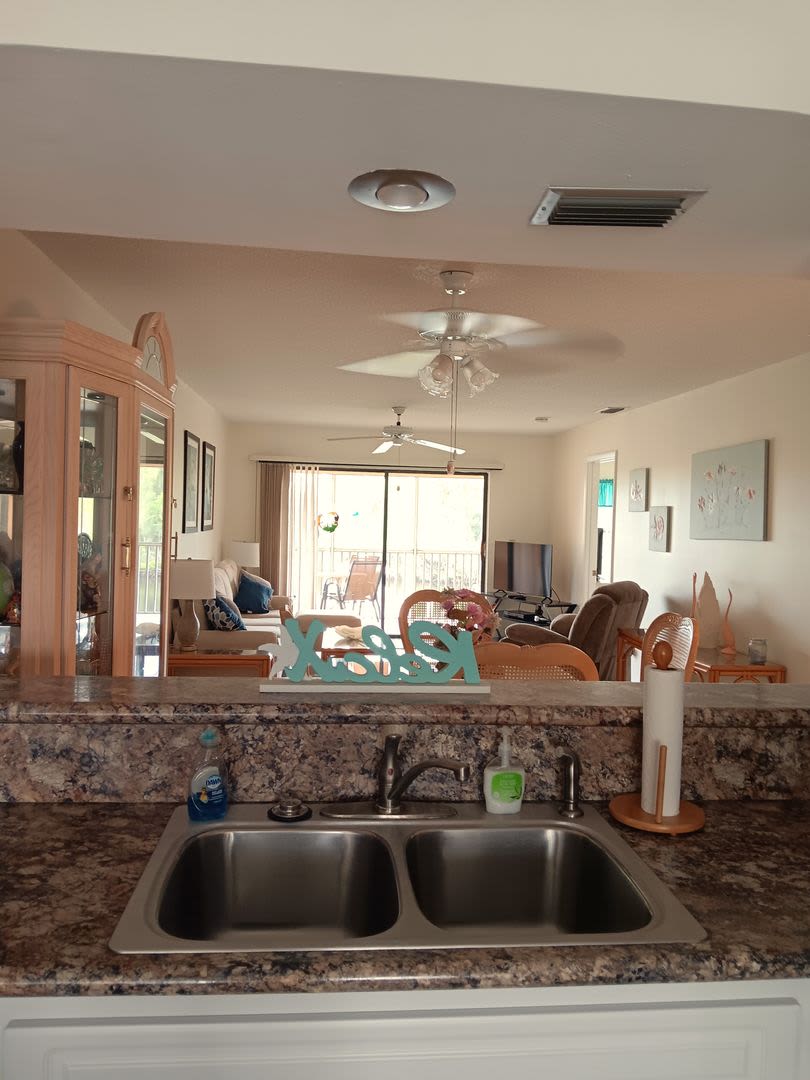 Lovely FURNISHED Condo in Rock Dove Community – photo 5