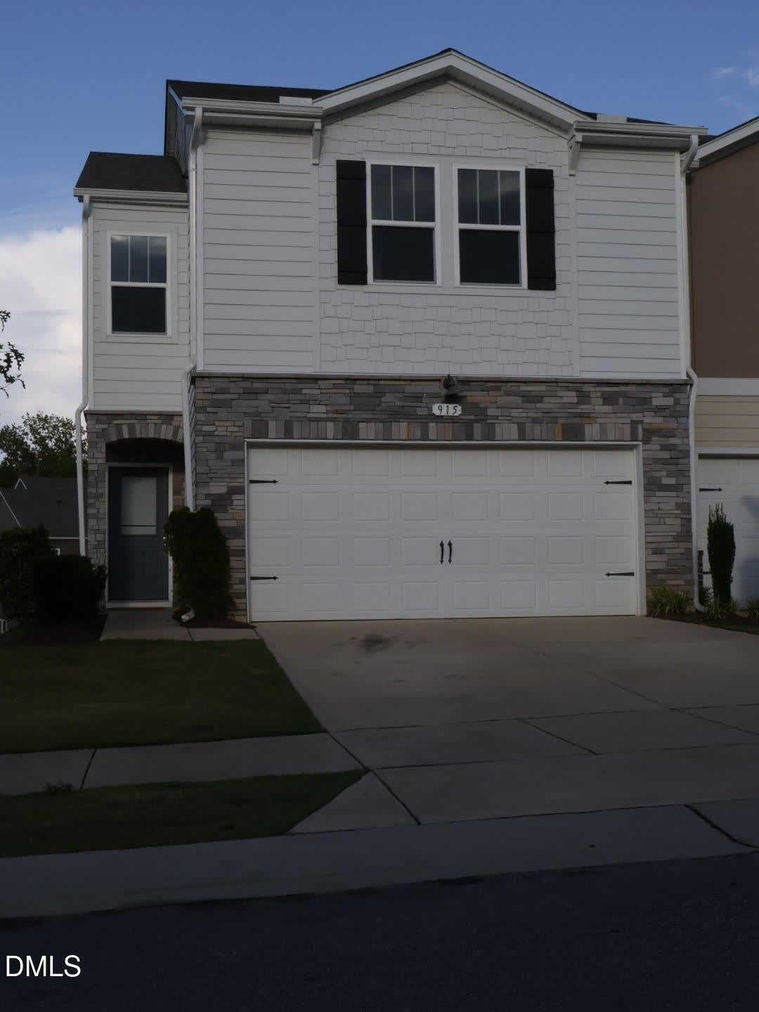 915 Field Ivy Drive – photo 1