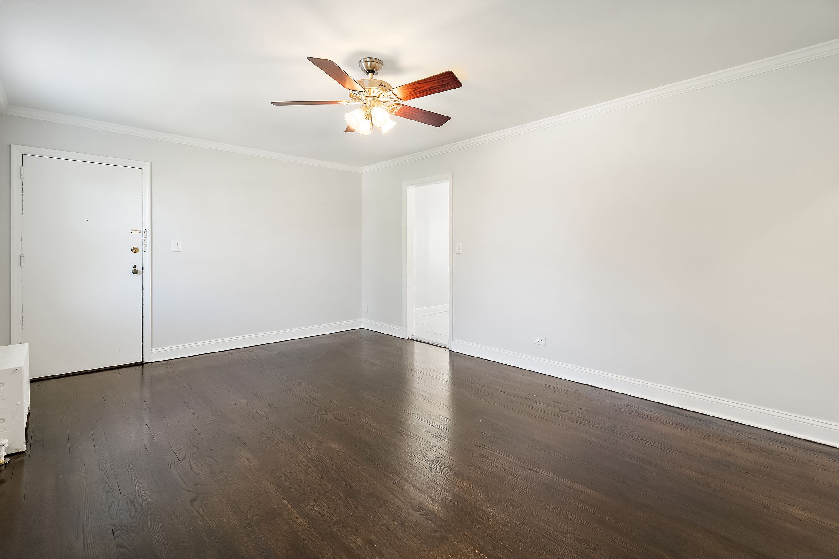 Mary Ann Apts – photo 4