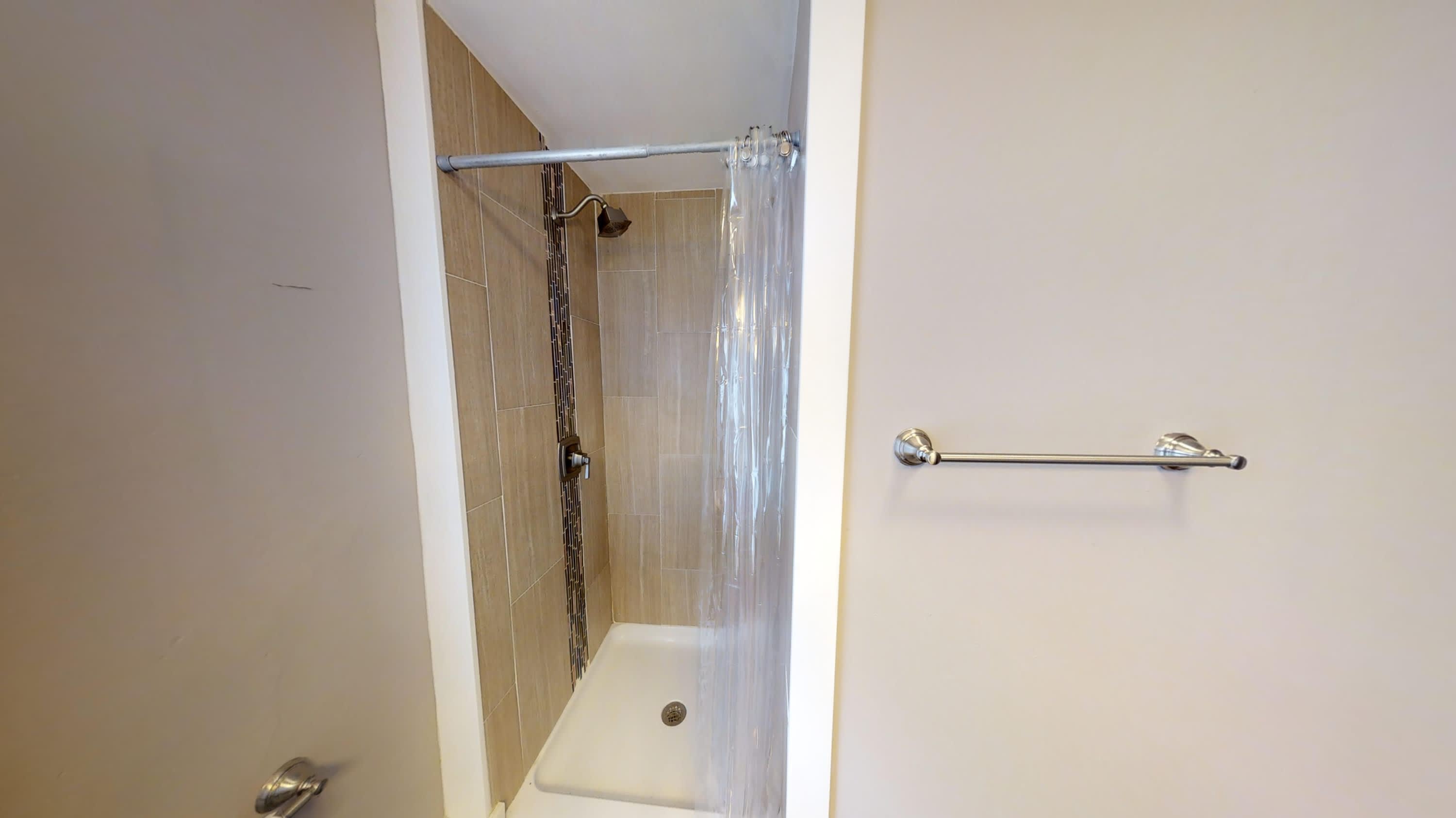 410 Westcott St Apt 3 – photo 3