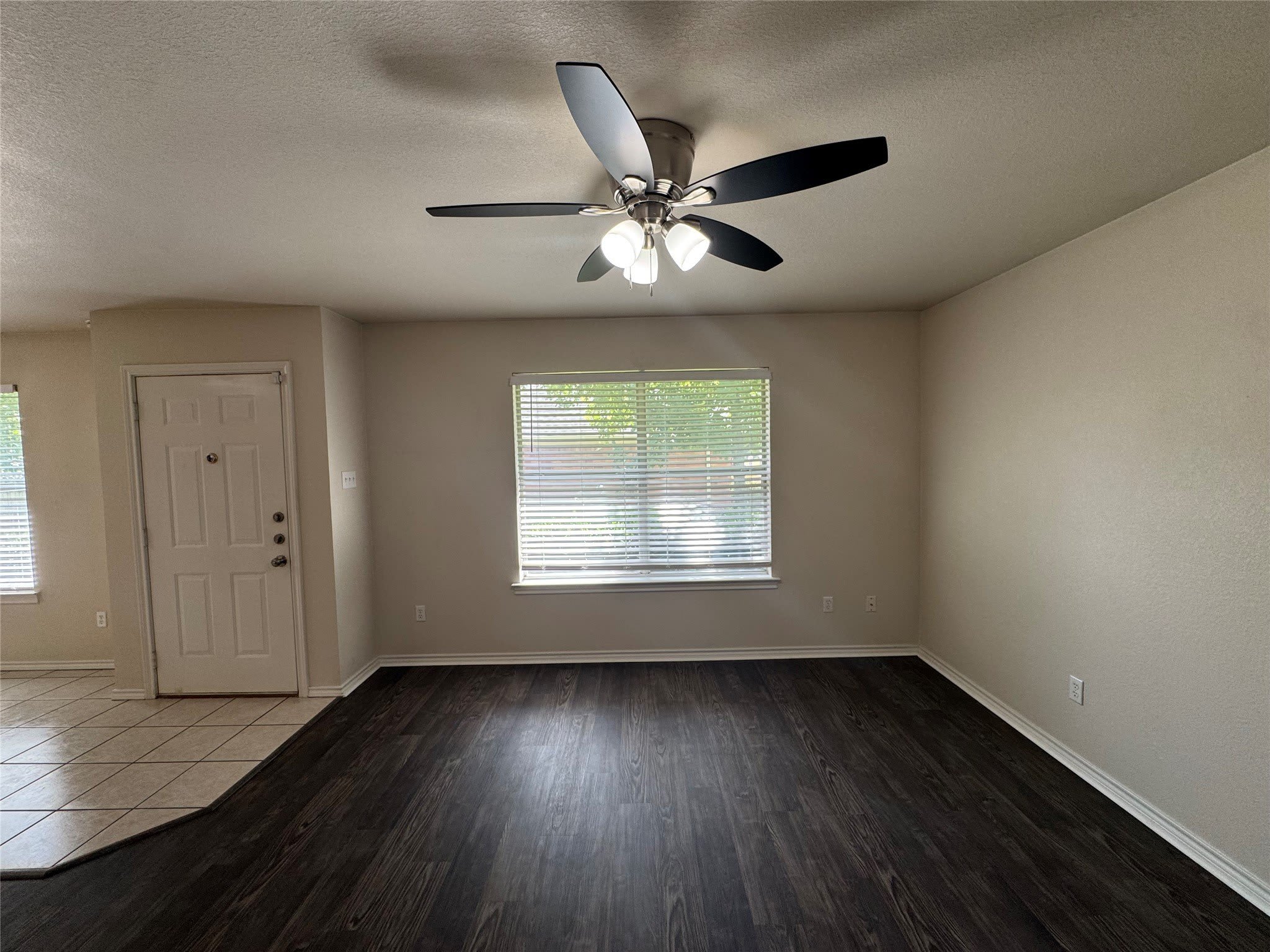 957 Austin Court – photo 3
