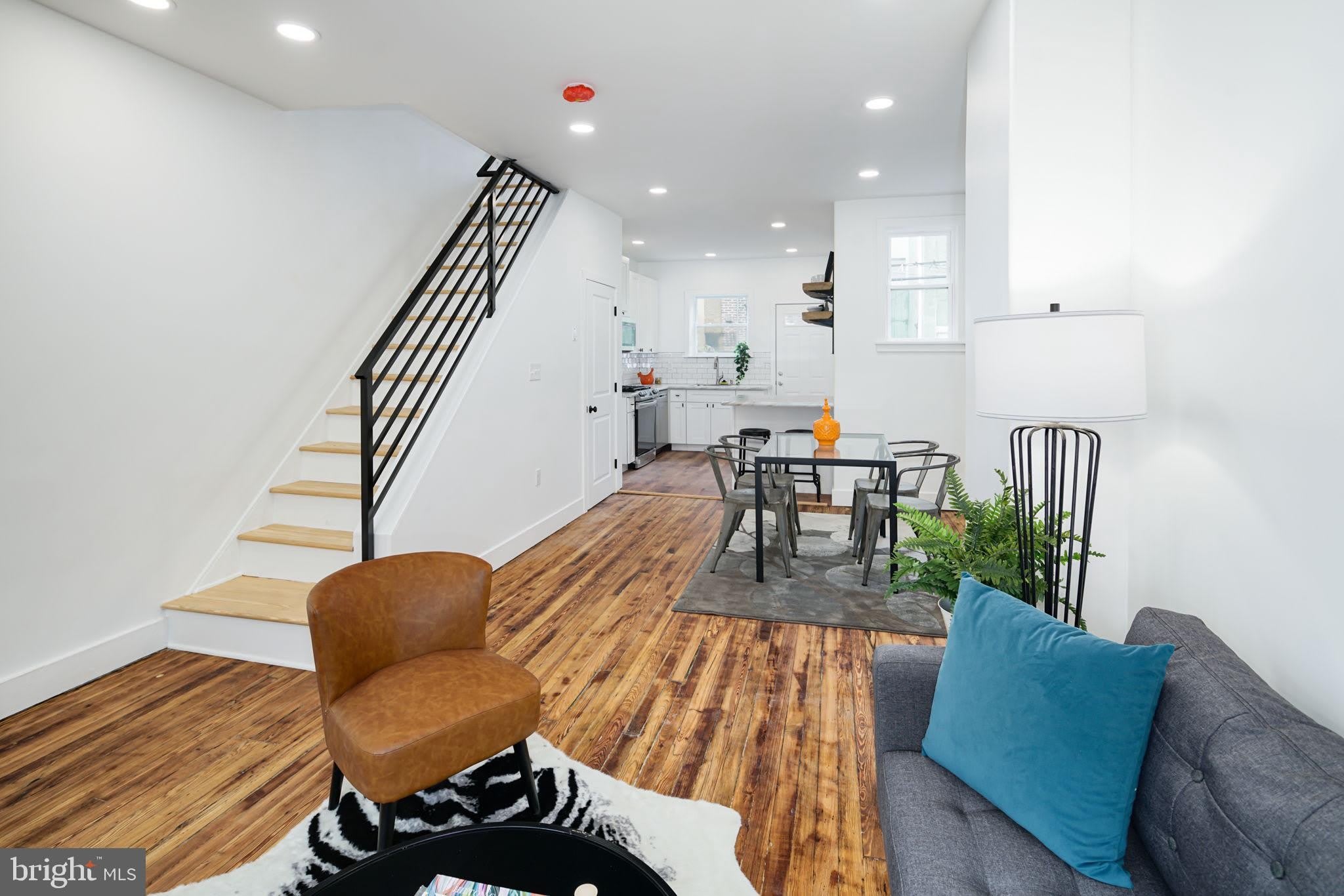 1424 S MARSTON Street – photo 4