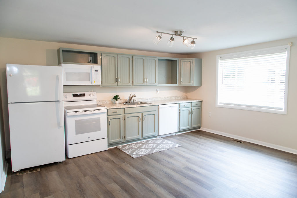 3 Pine St – photo 2