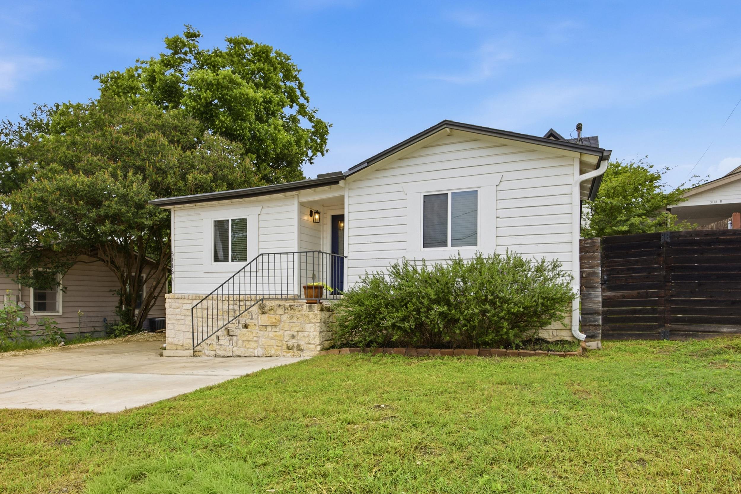 5116 Heflin LaneUnit #1 – photo 2