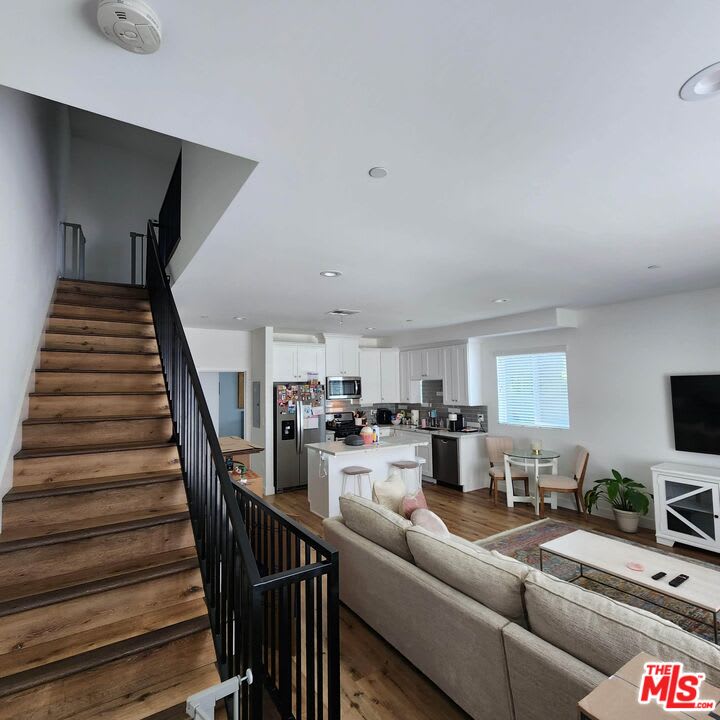 13826 Bessemer Street – photo 1