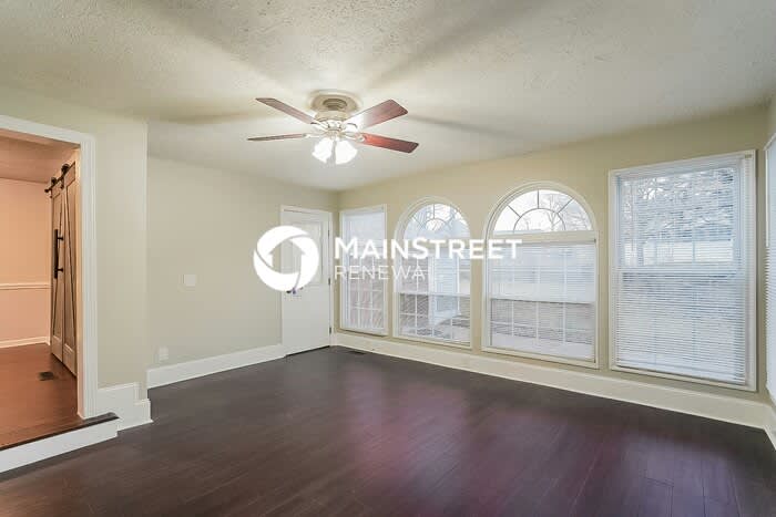 102 Oak Court – photo 4