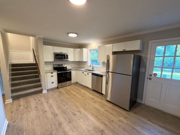 9437 Ferrell Road – photo 4