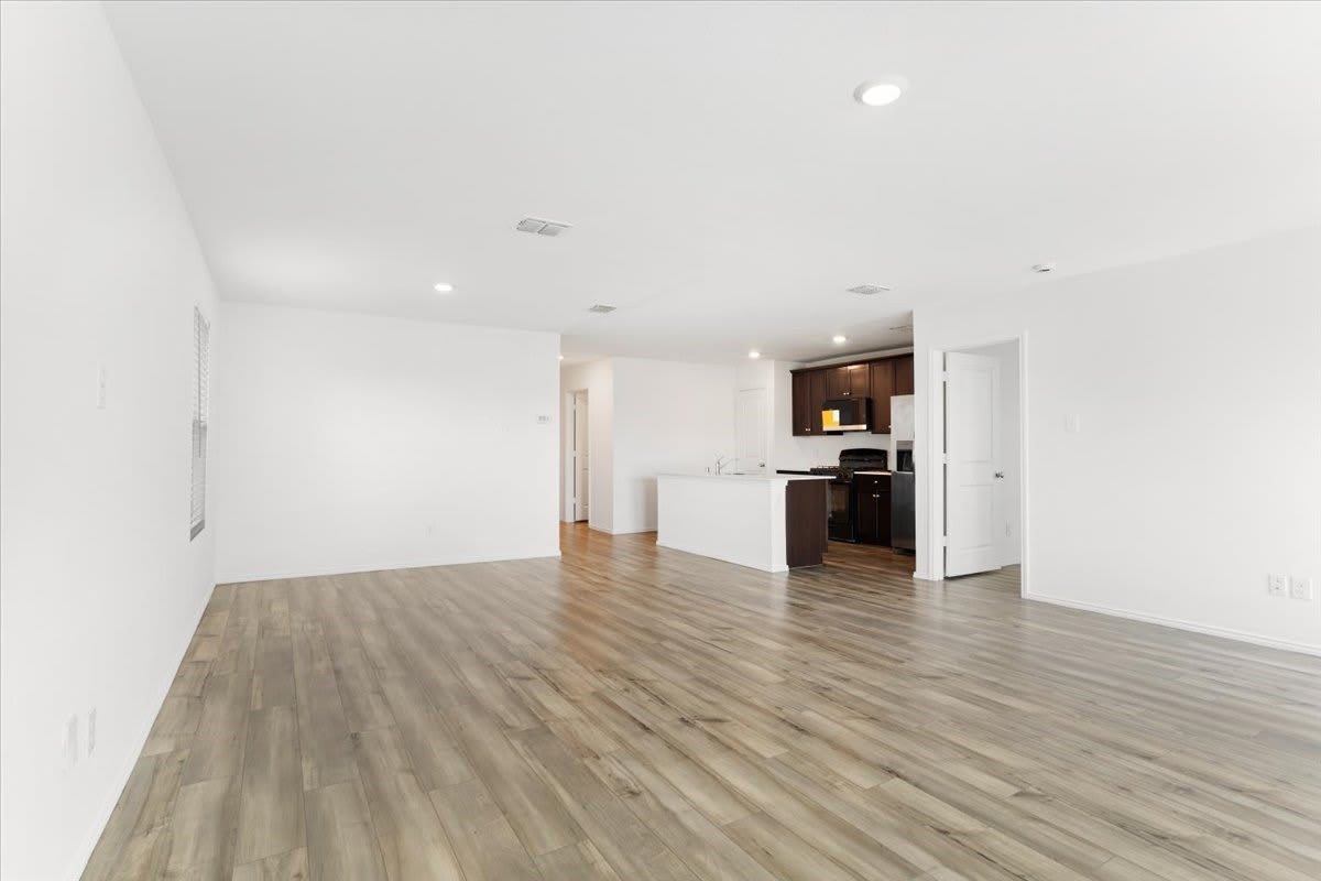 405 Laurenbrooke Drive – photo 4