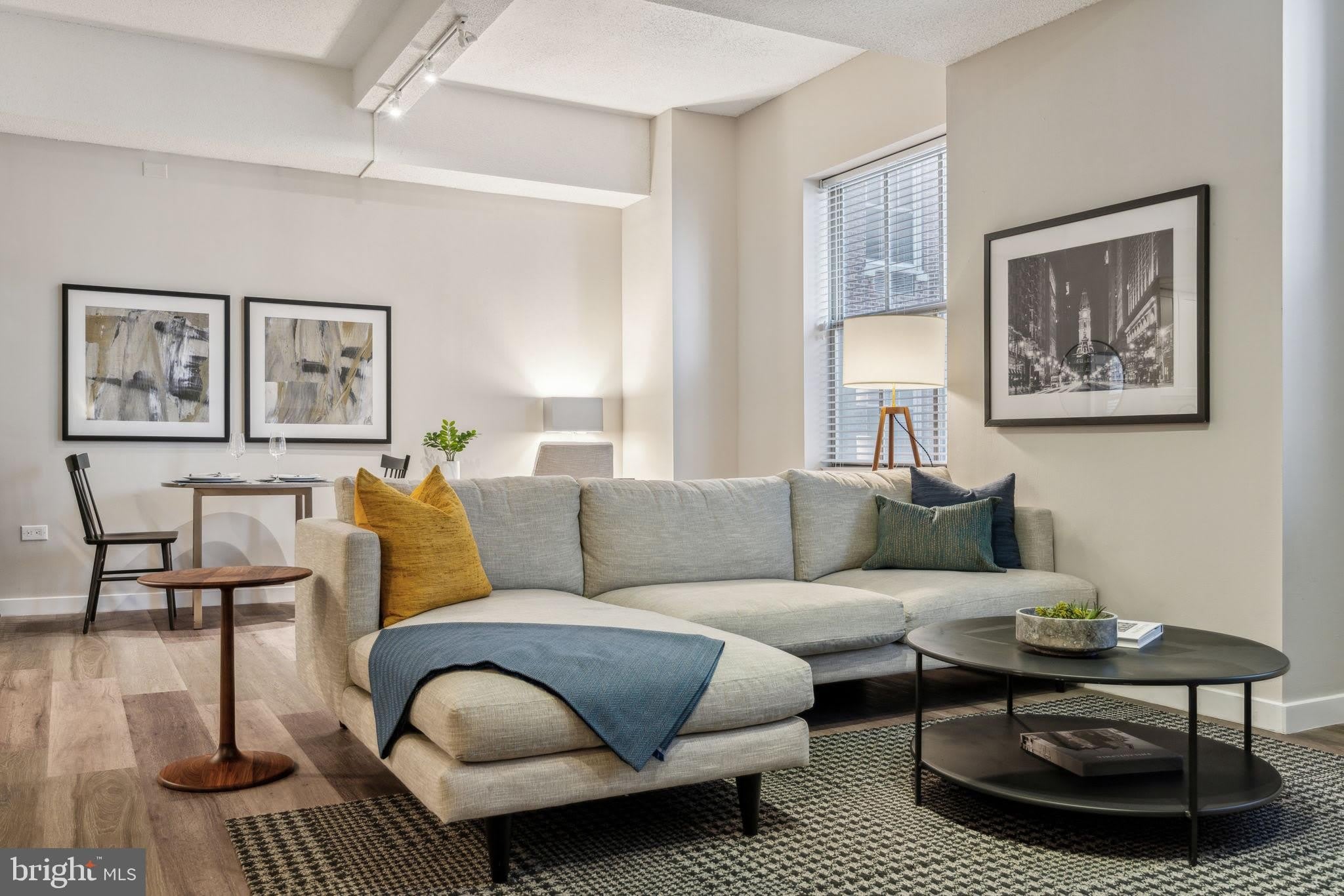 875 SANSOM STREET – photo 1