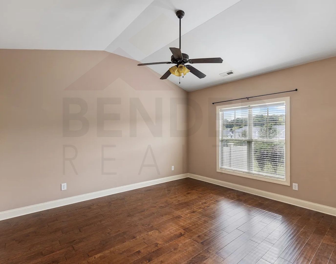 GORGEOUS FOURPLEX HOME – photo 5