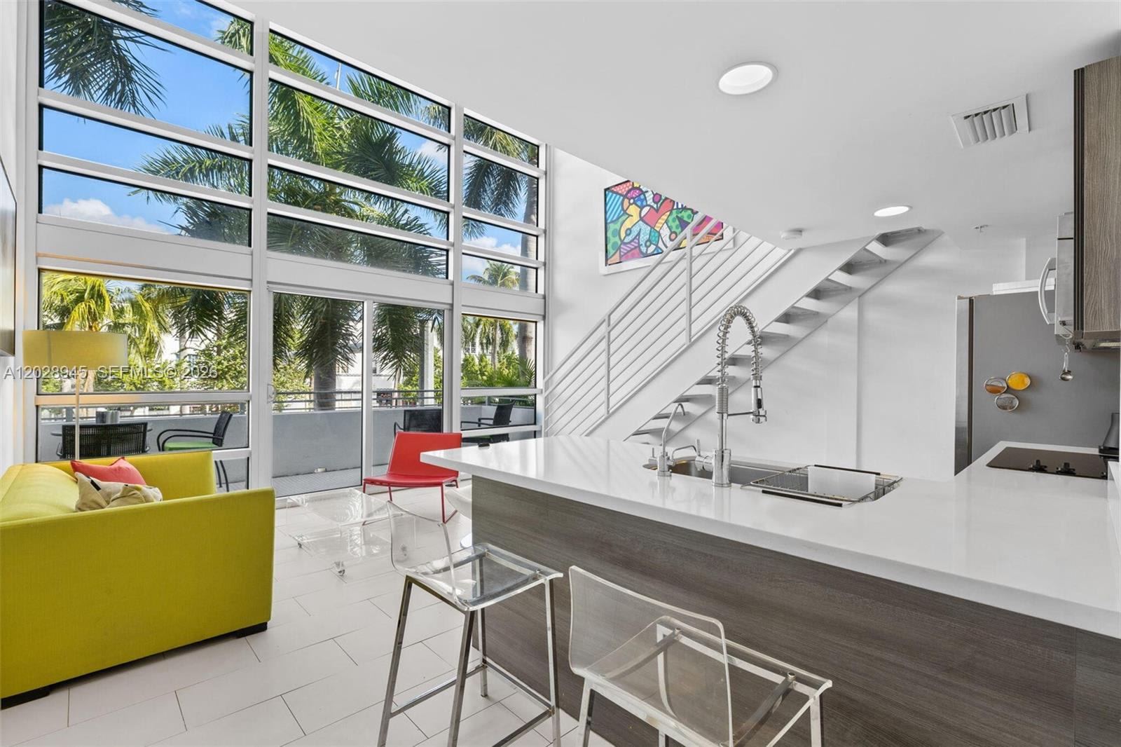 421 Meridian Ave – photo 2