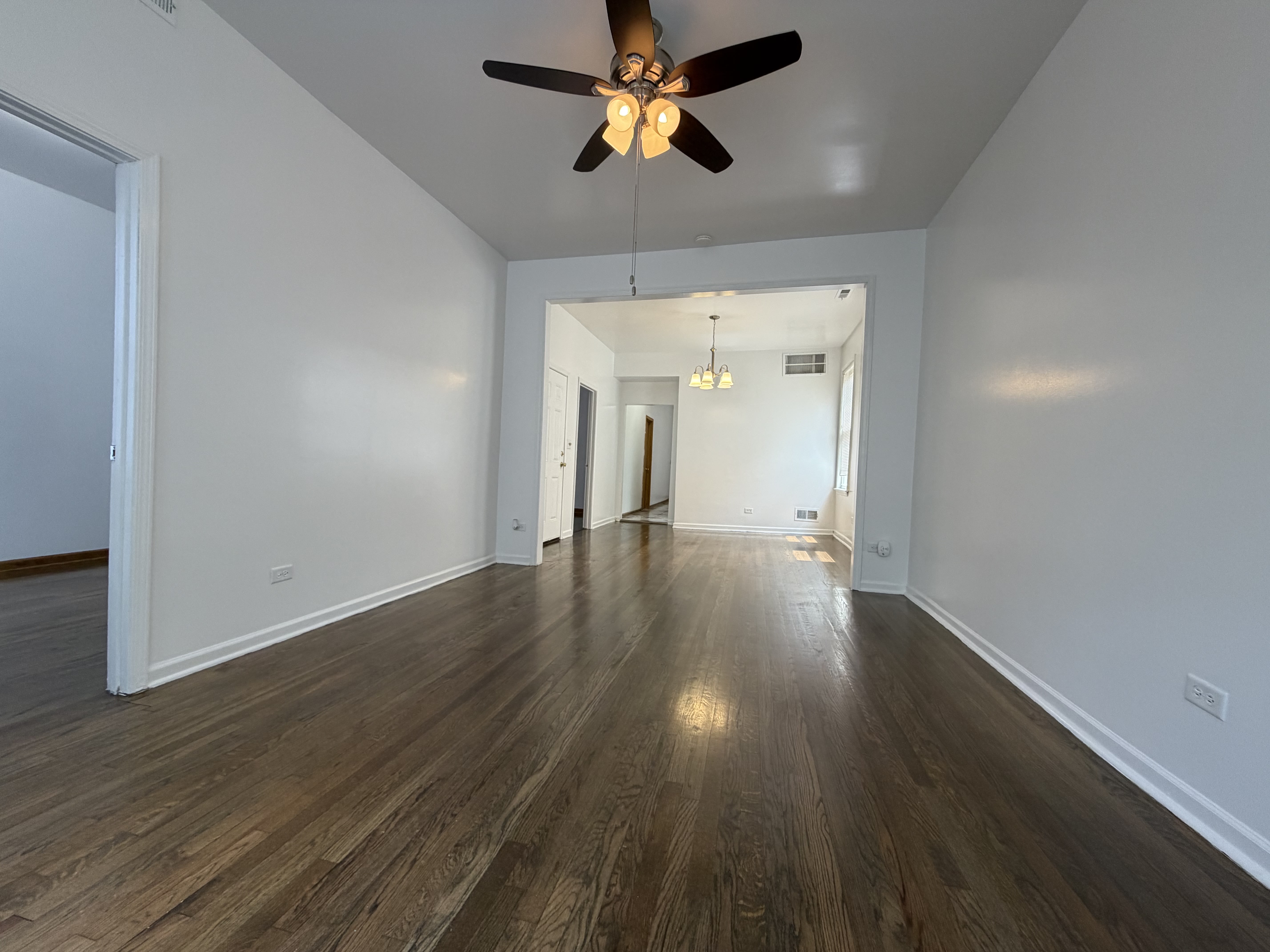 639 North Sawyer Avenue – photo 4