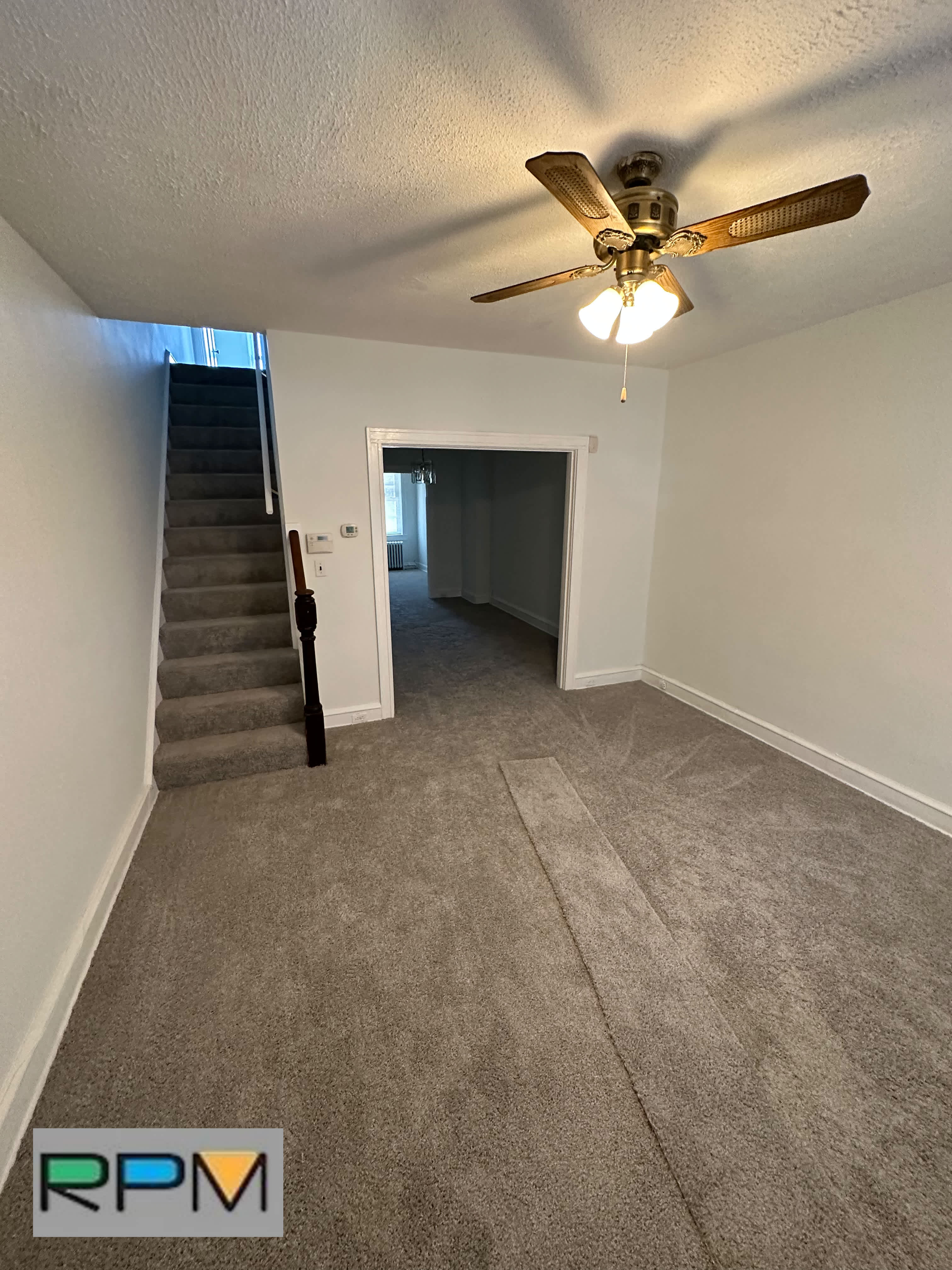 1035 N Kenwood Ave – photo 2