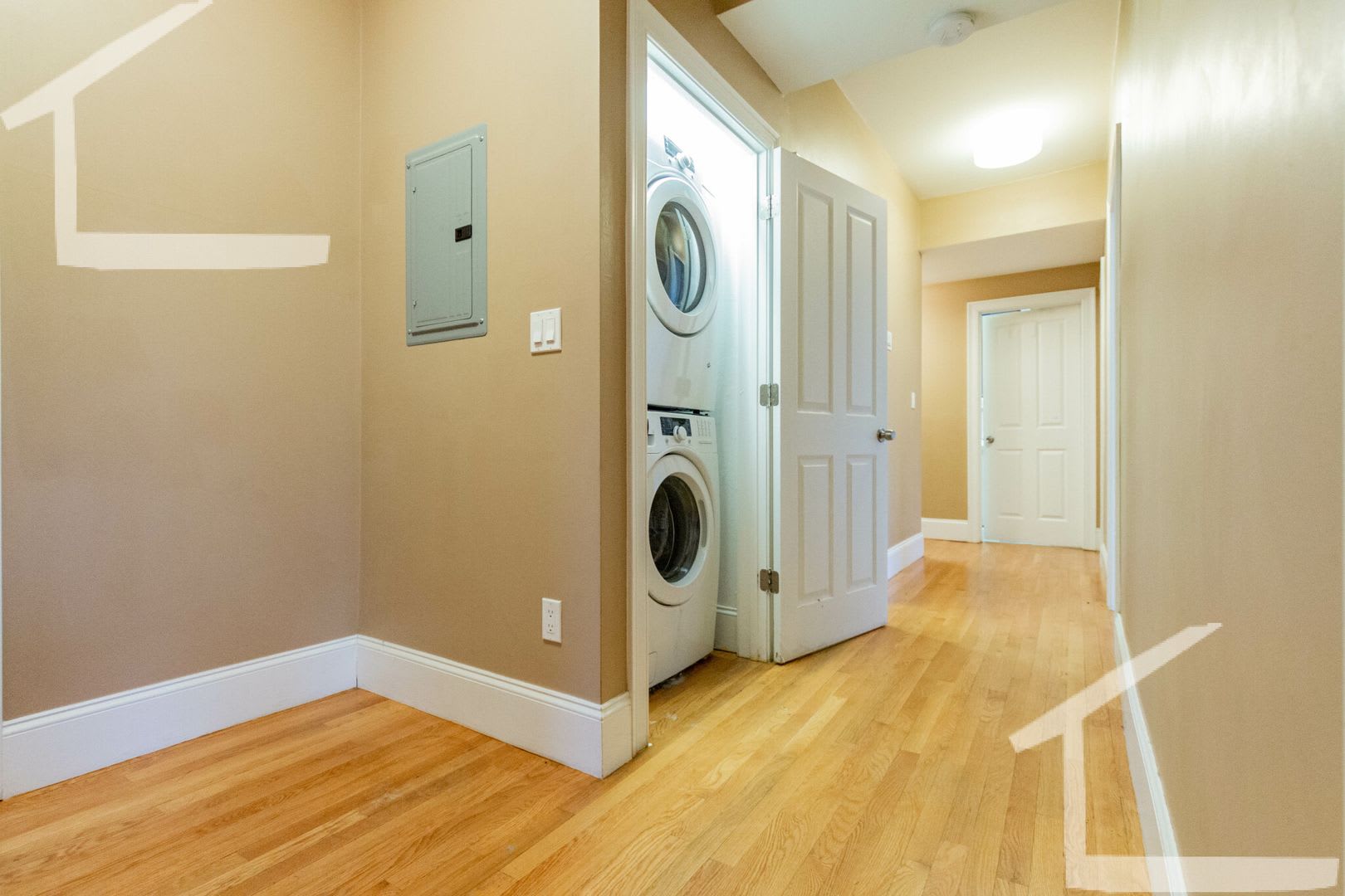 Worth the Walk! Modern 4bd/2bath in Brookline – photo 3