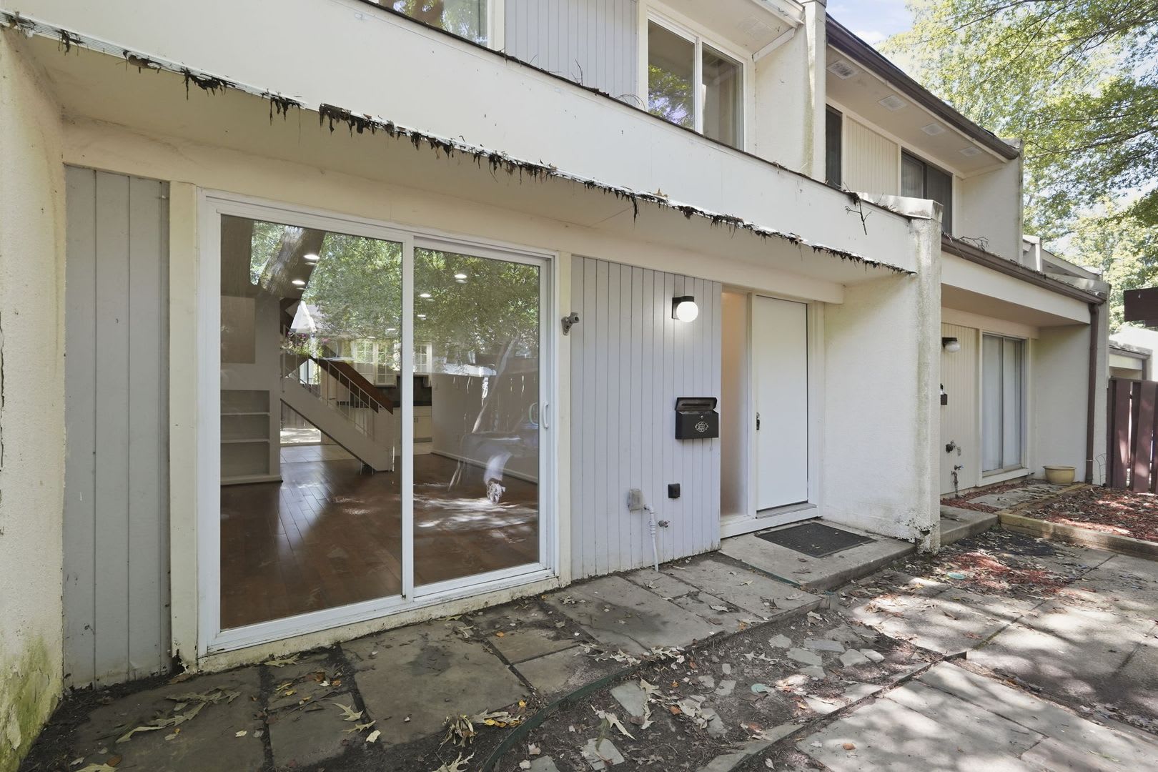 Welcome to Your New Home at 2366 Southgate Square! – photo 3