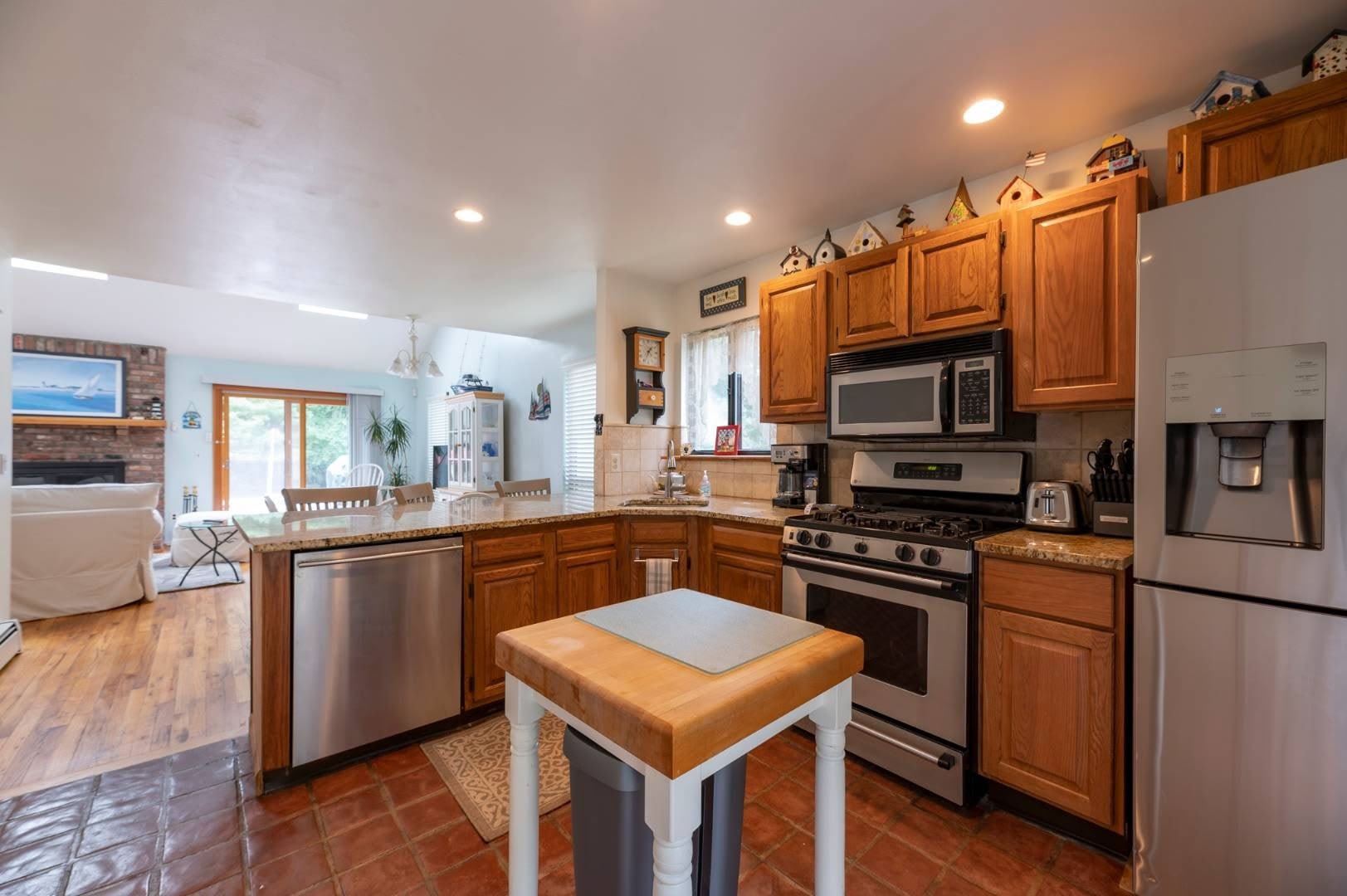 221 Norfolk Drive – photo 5