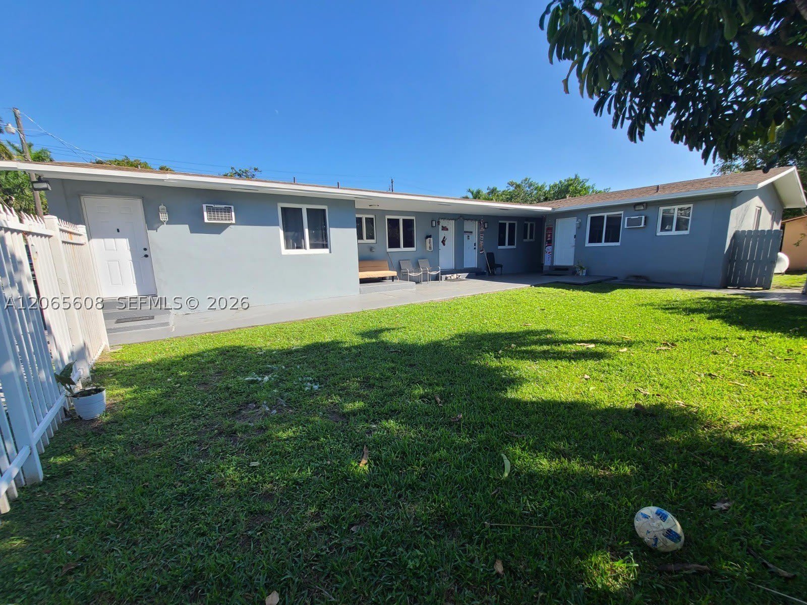 1864 NW 28th St – photo 3