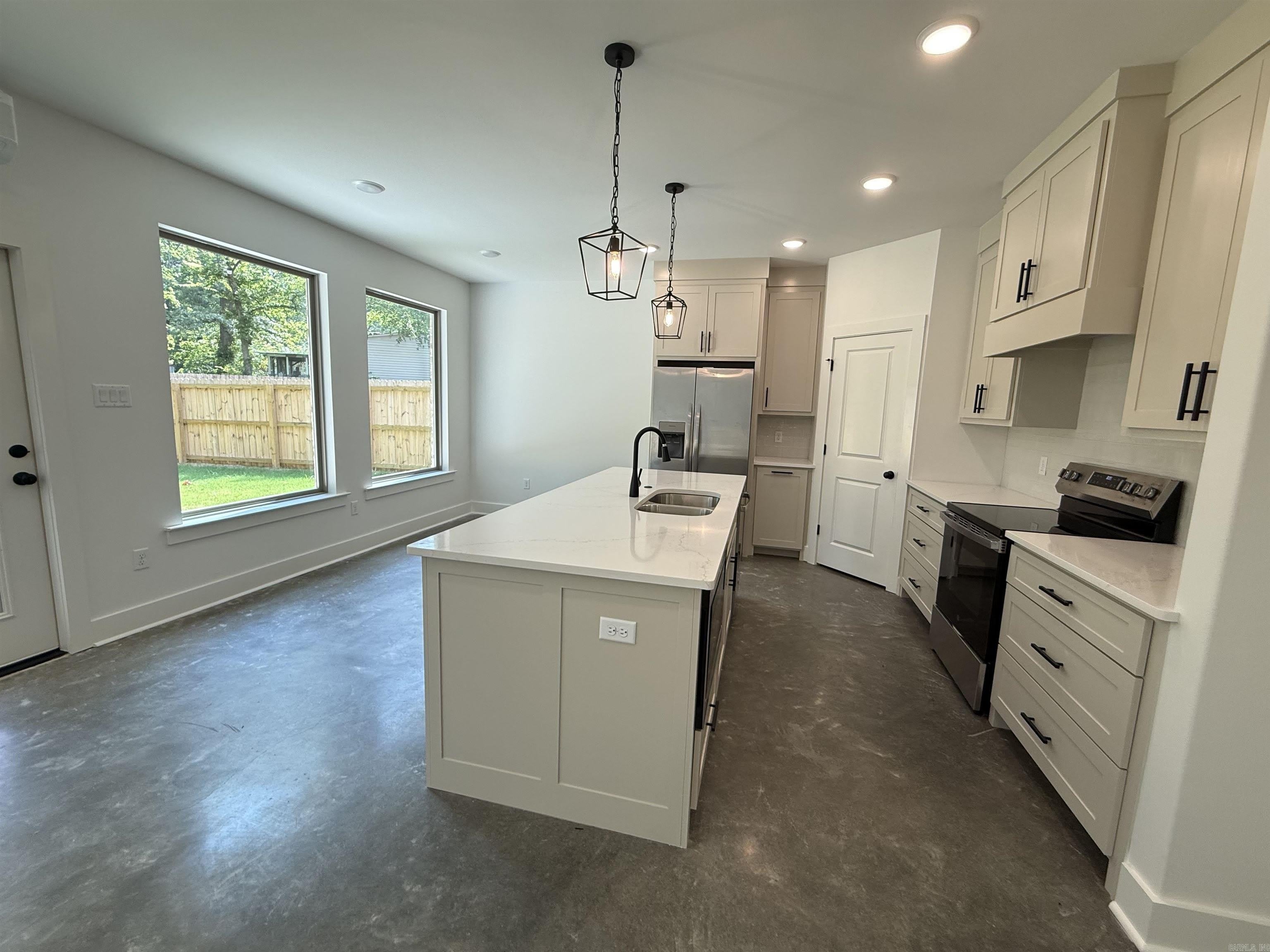 414 Prickett Road – photo 4