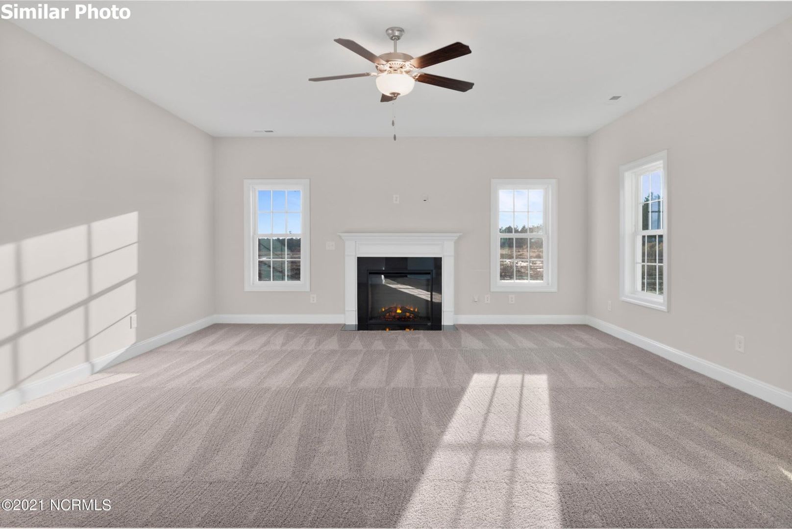4 Bedroom with flex space – photo 4