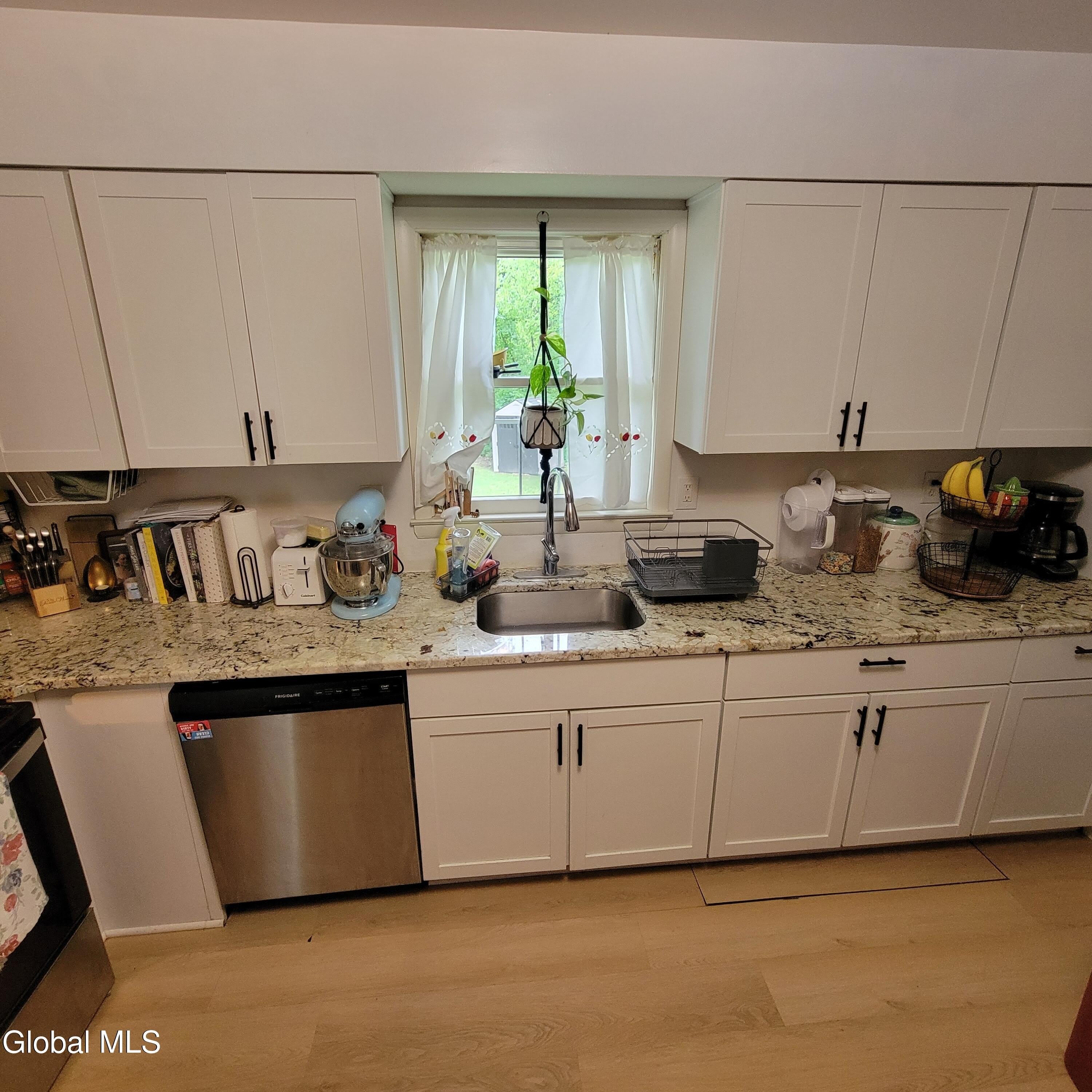 17 Henry Street – photo 3