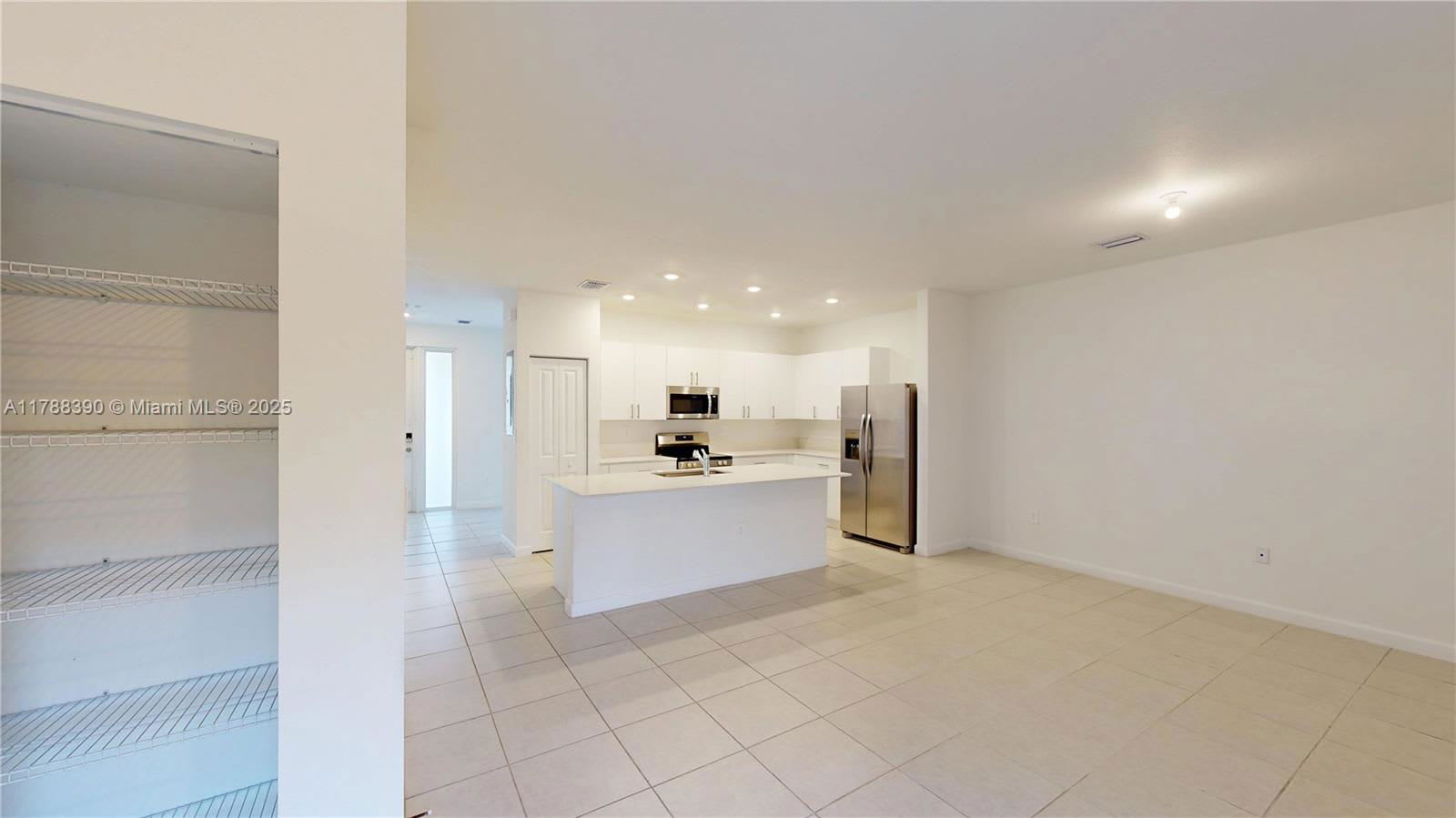 12875 Southwest 243Rd Terrace – photo 2