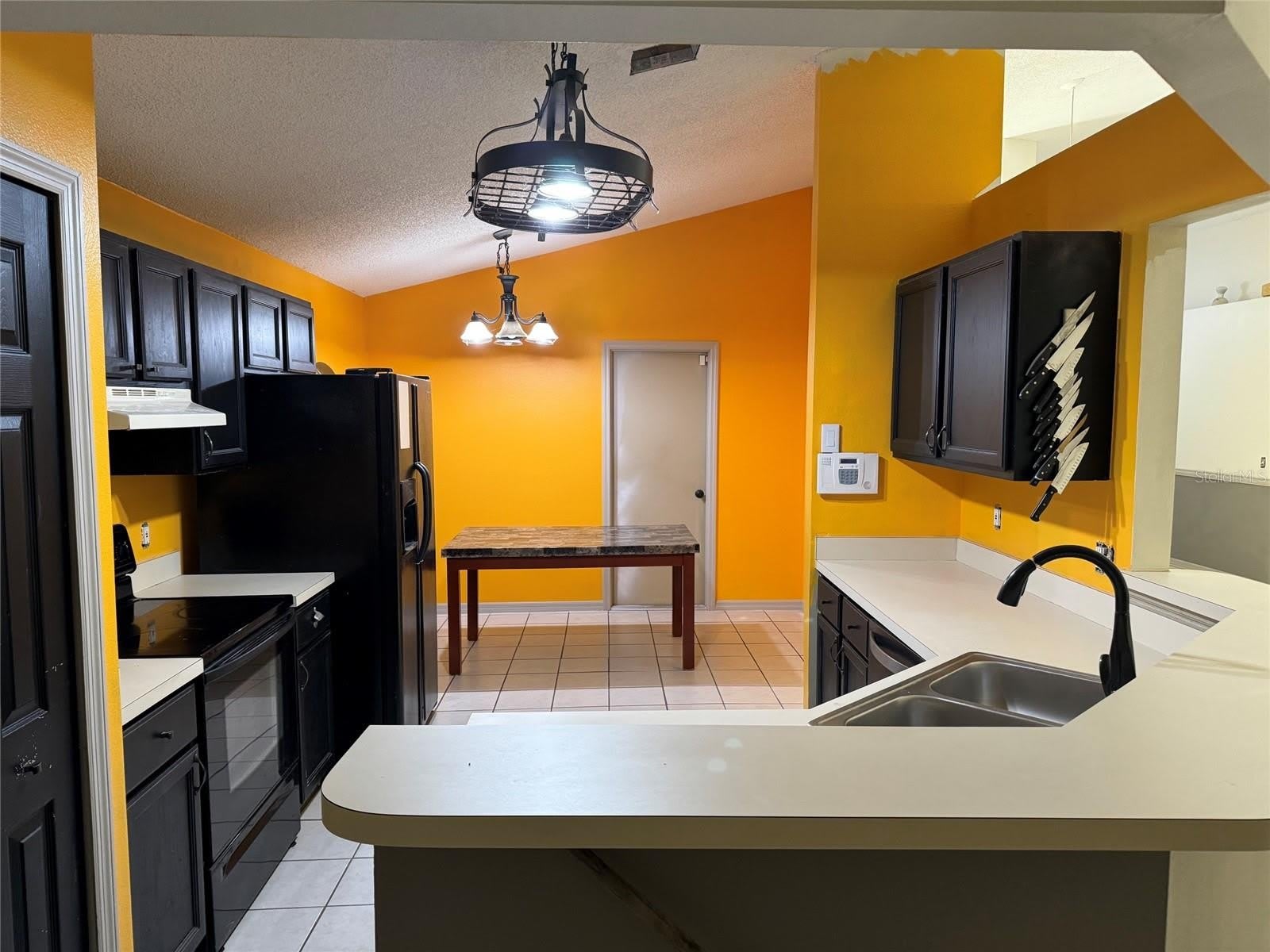 815 DELFINO Place – photo 3