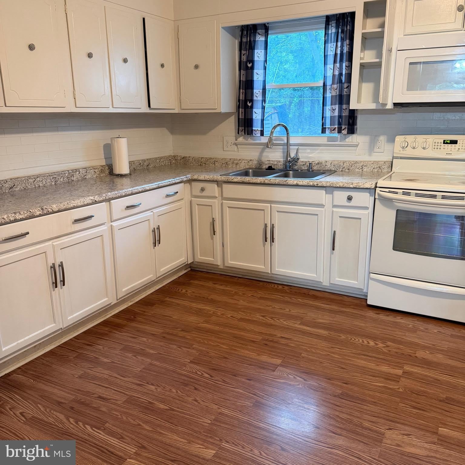 205 WILCOX Street – photo 4