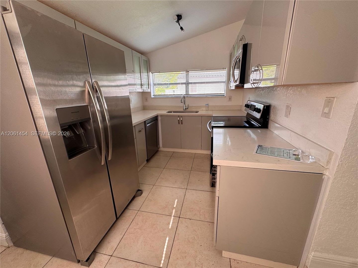 124 NW 89th Street 124, El Portal, FL 33150 – photo 1