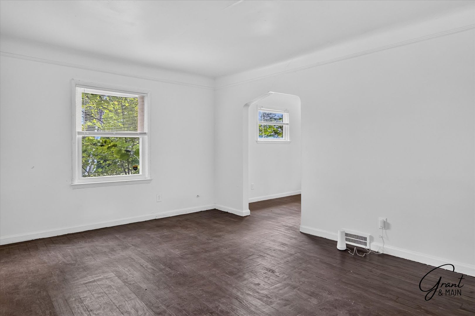 1250 2 Bedroom – photo 5