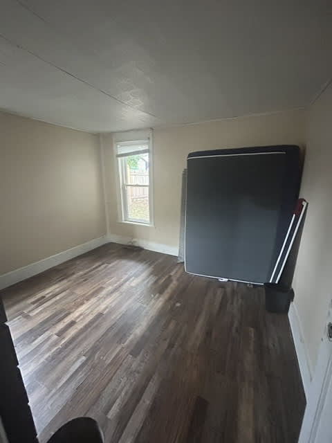 24 Custer Street – photo 1