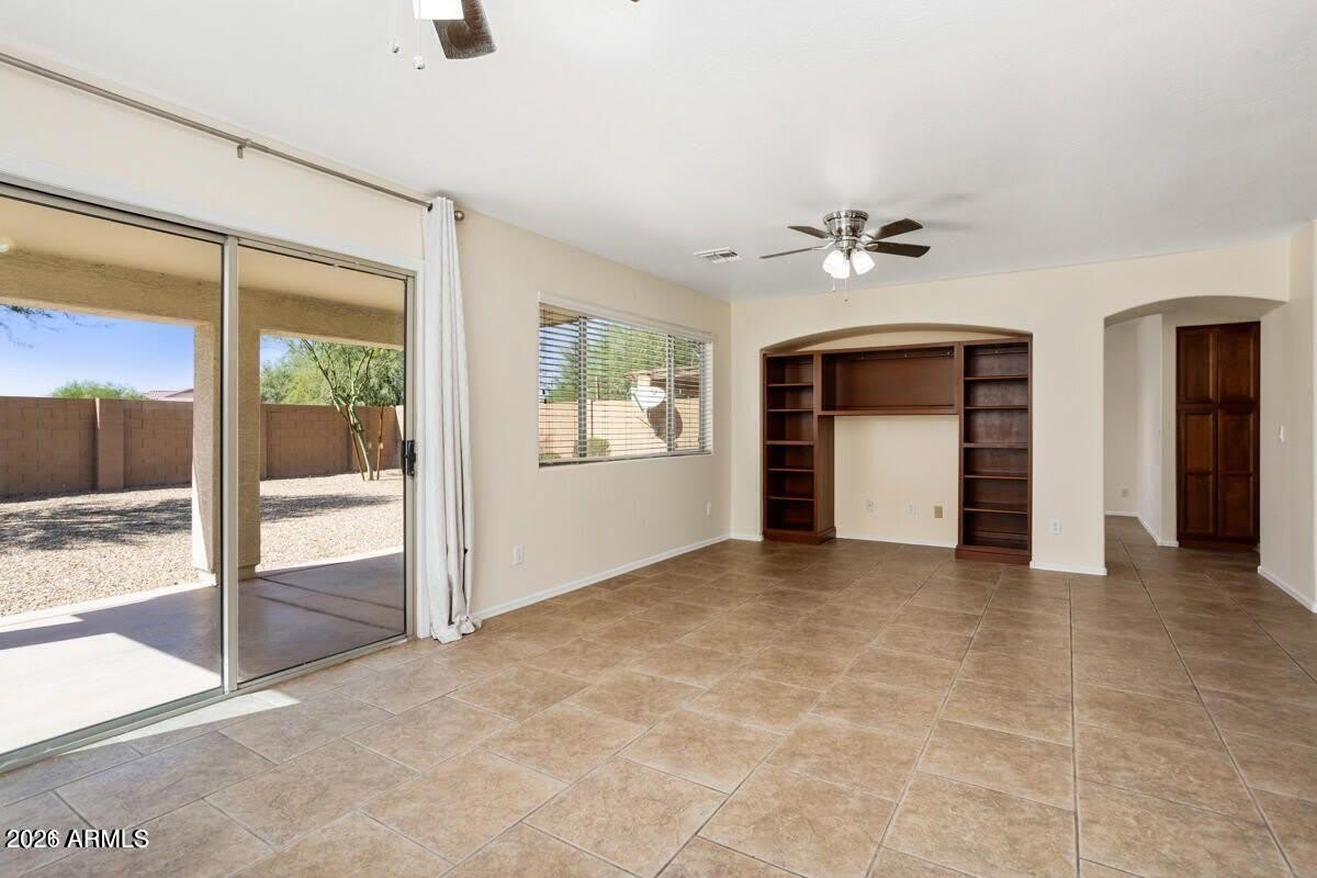3064 S 258Th Avenue – photo 2