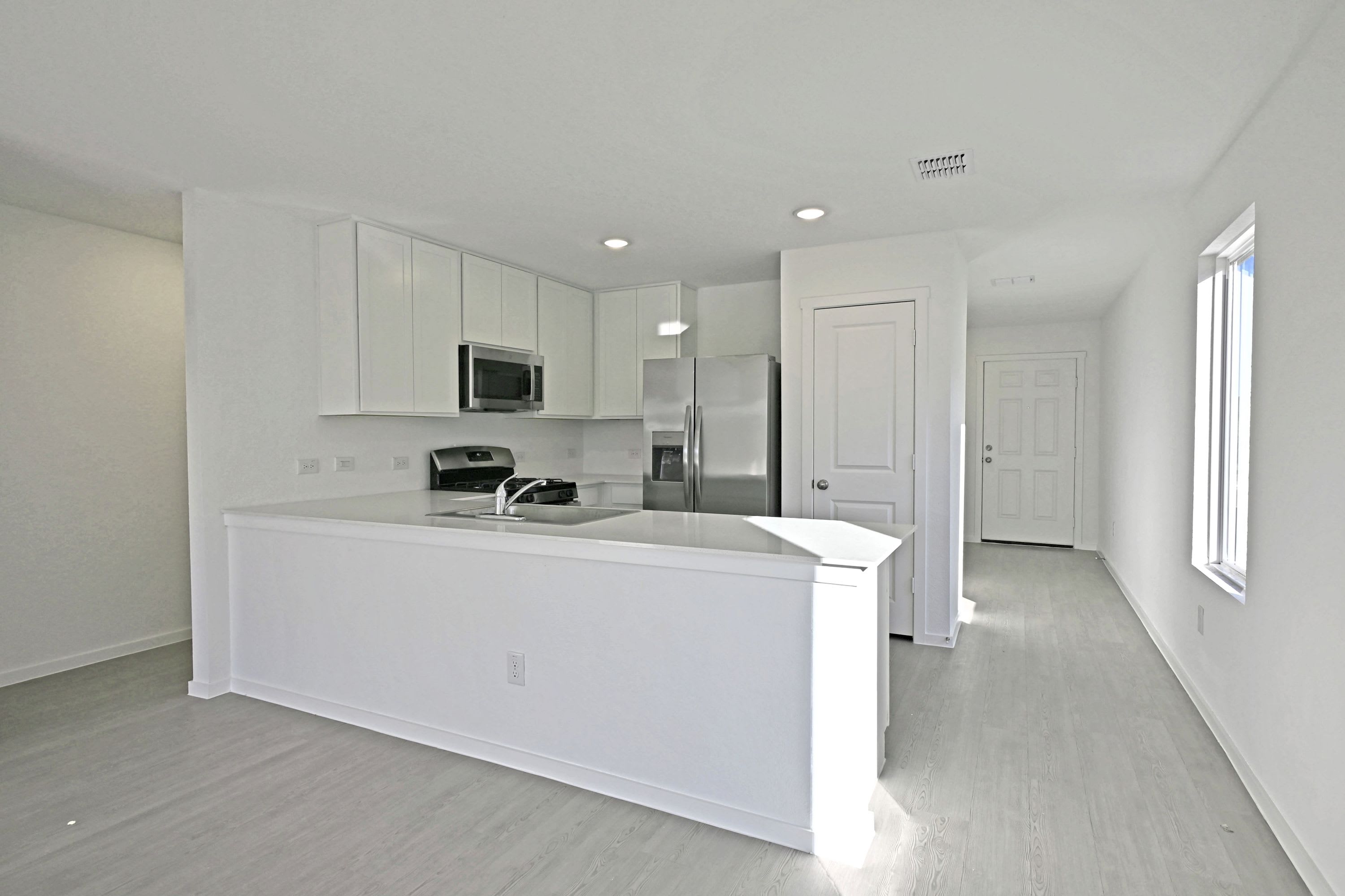 10036 Mather Way – photo 4