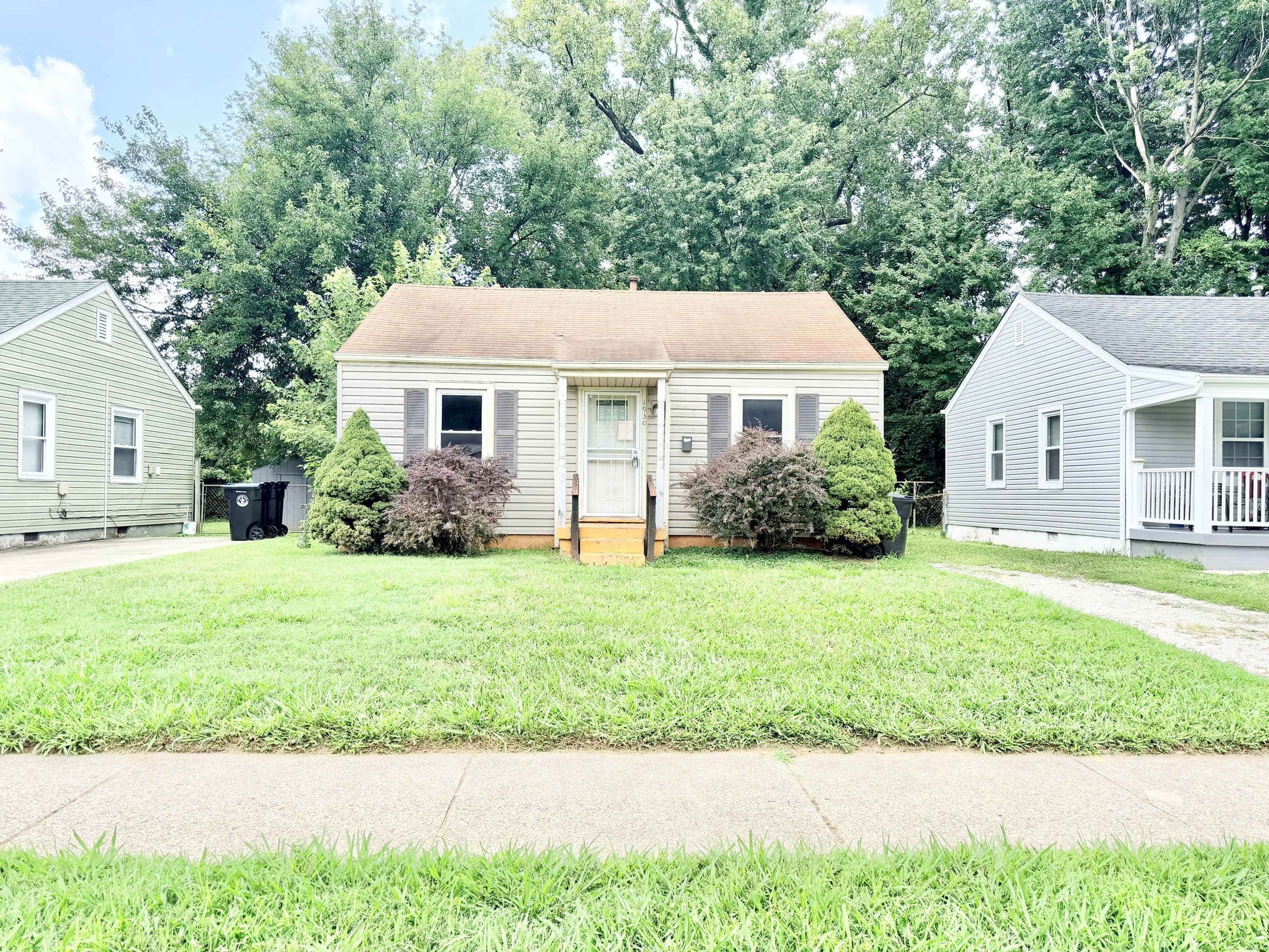 1930 Beech Street – photo 2