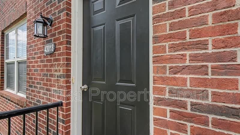 43018 Burlington Drive – photo 5