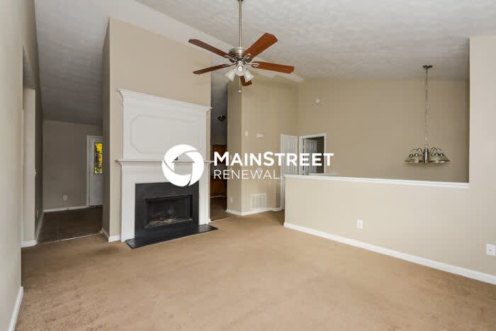 6731 Hidden Lake Drive – photo 3
